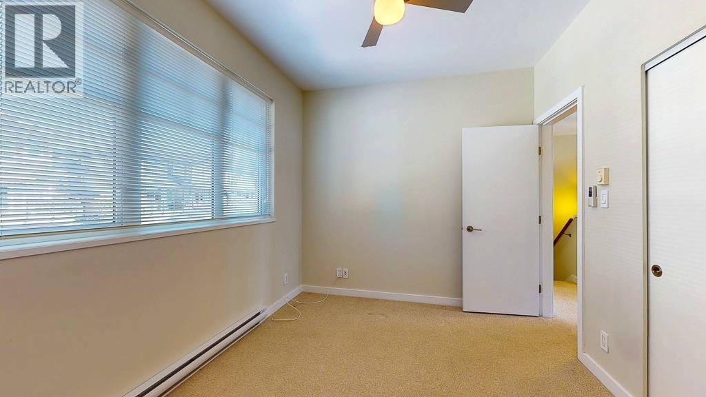 5993 BEACHGATE LANE, Sechelt