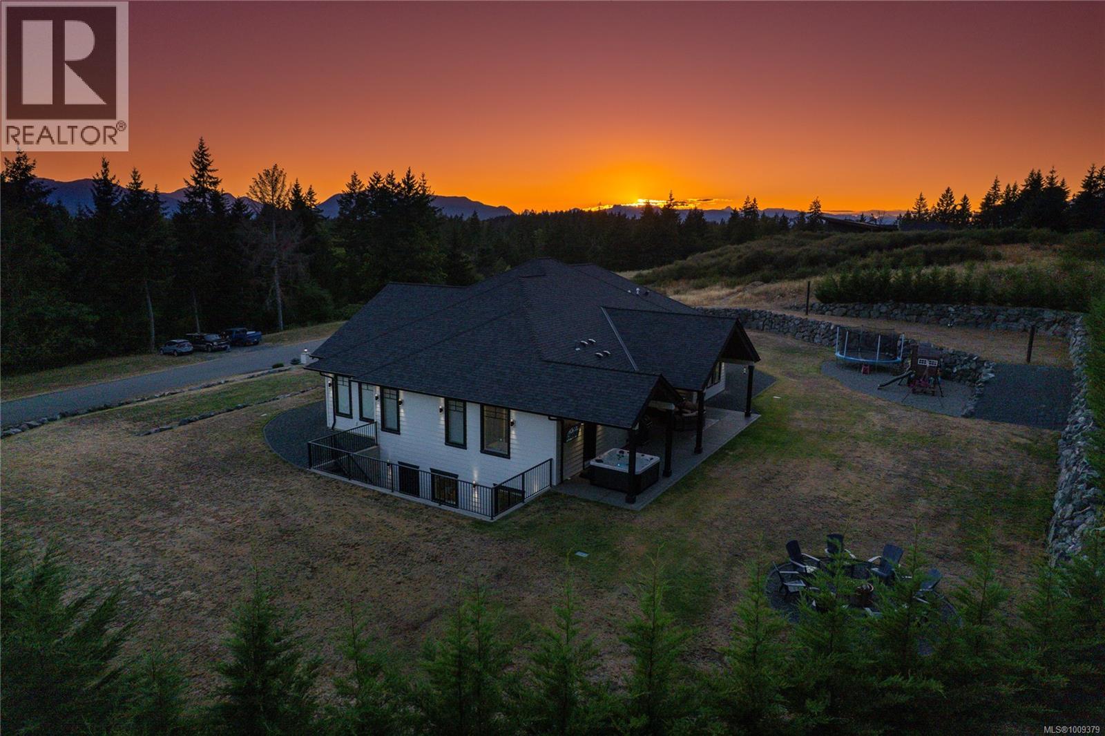 6127 Chase Dr, Port Alberni