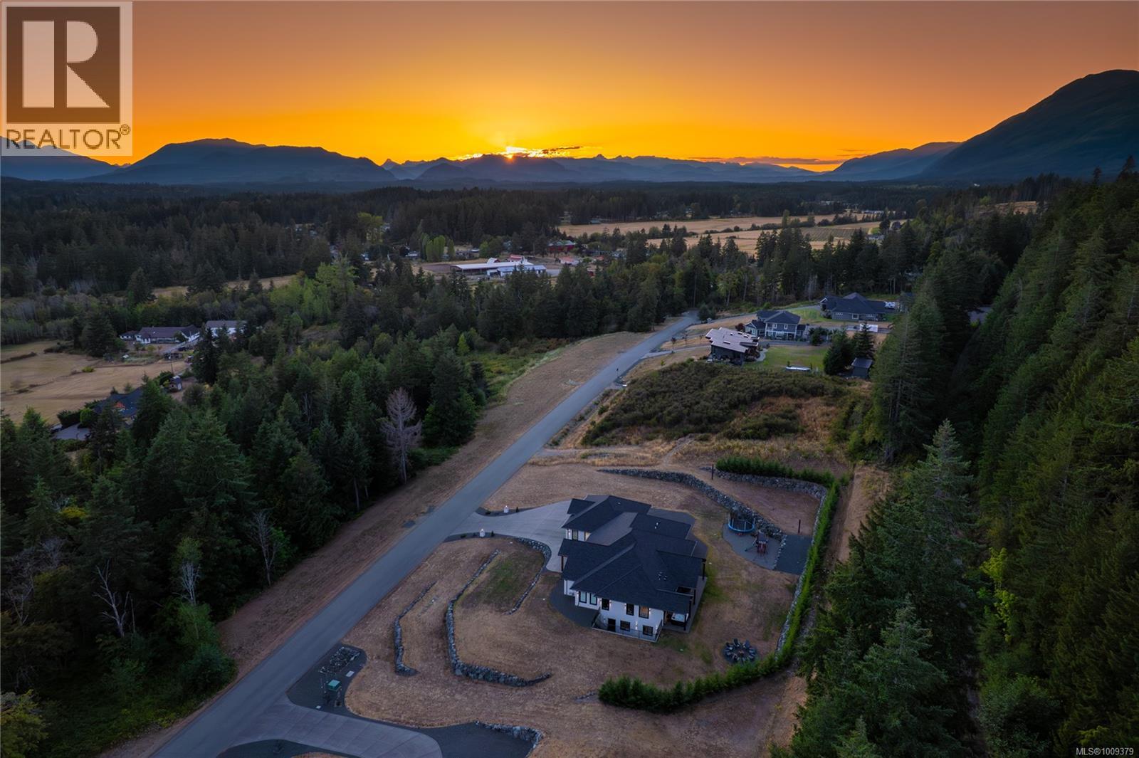 6127 Chase Dr, Port Alberni