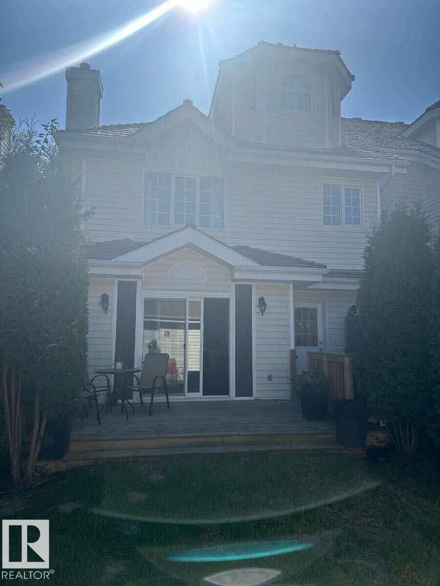 10020 97 AV NW, Edmonton