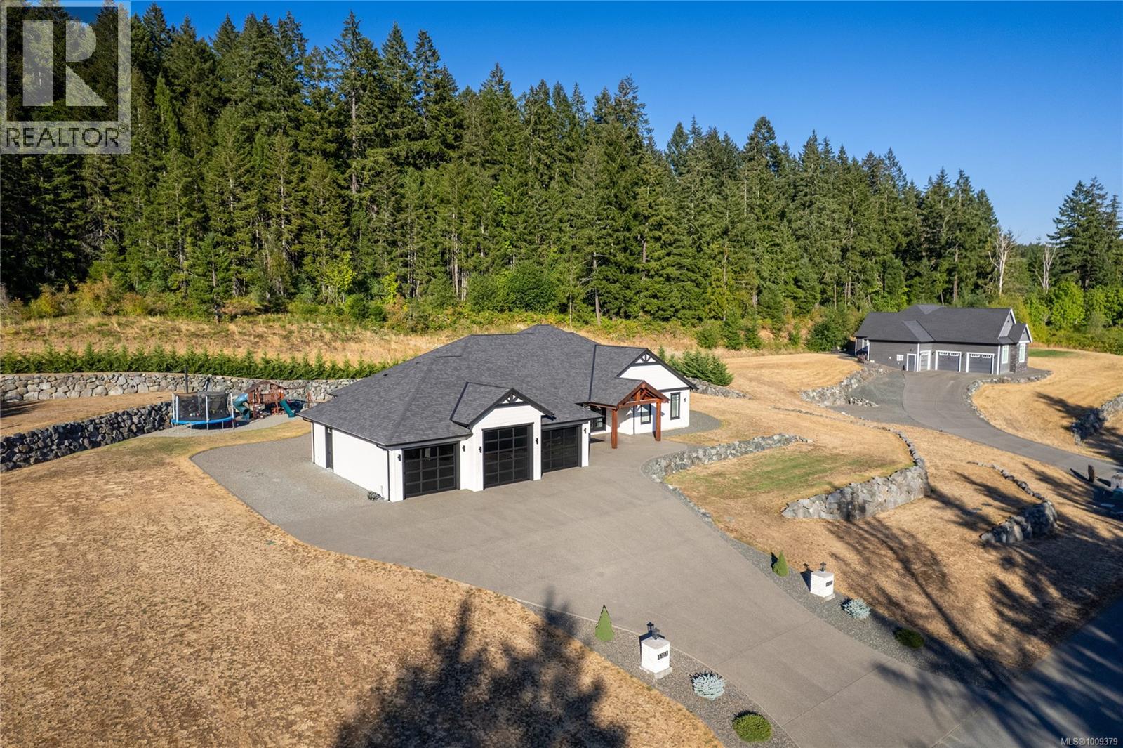 6127 Chase Dr, Port Alberni