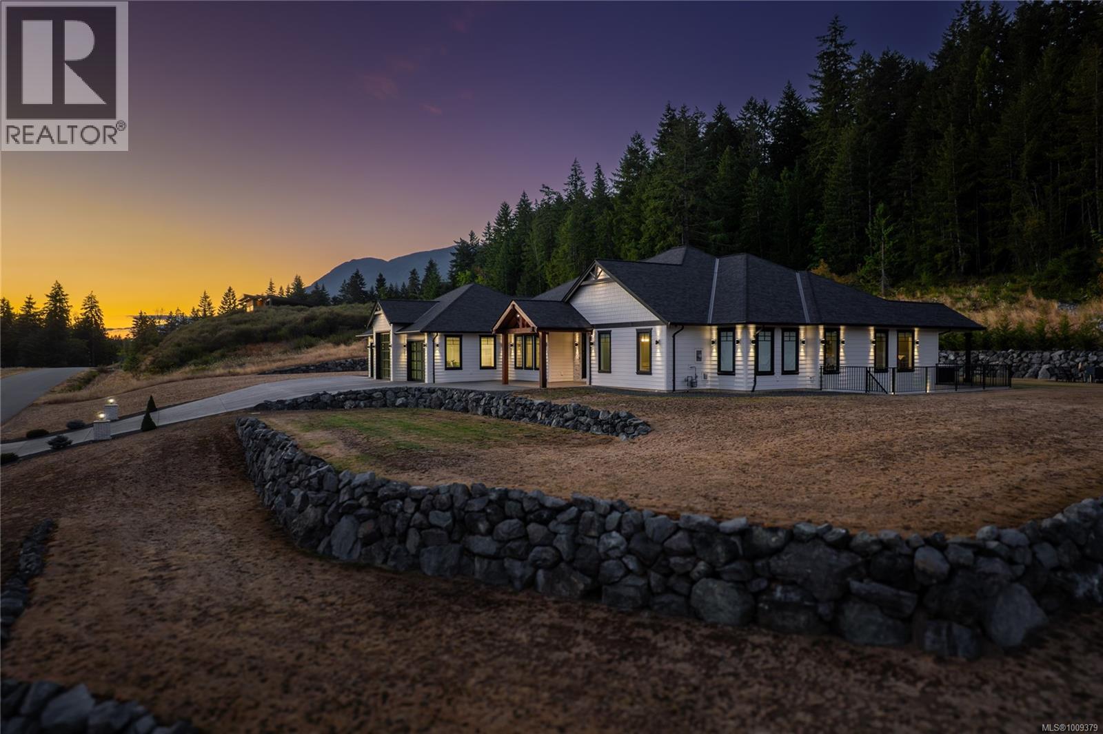 6127 Chase Dr, Port Alberni