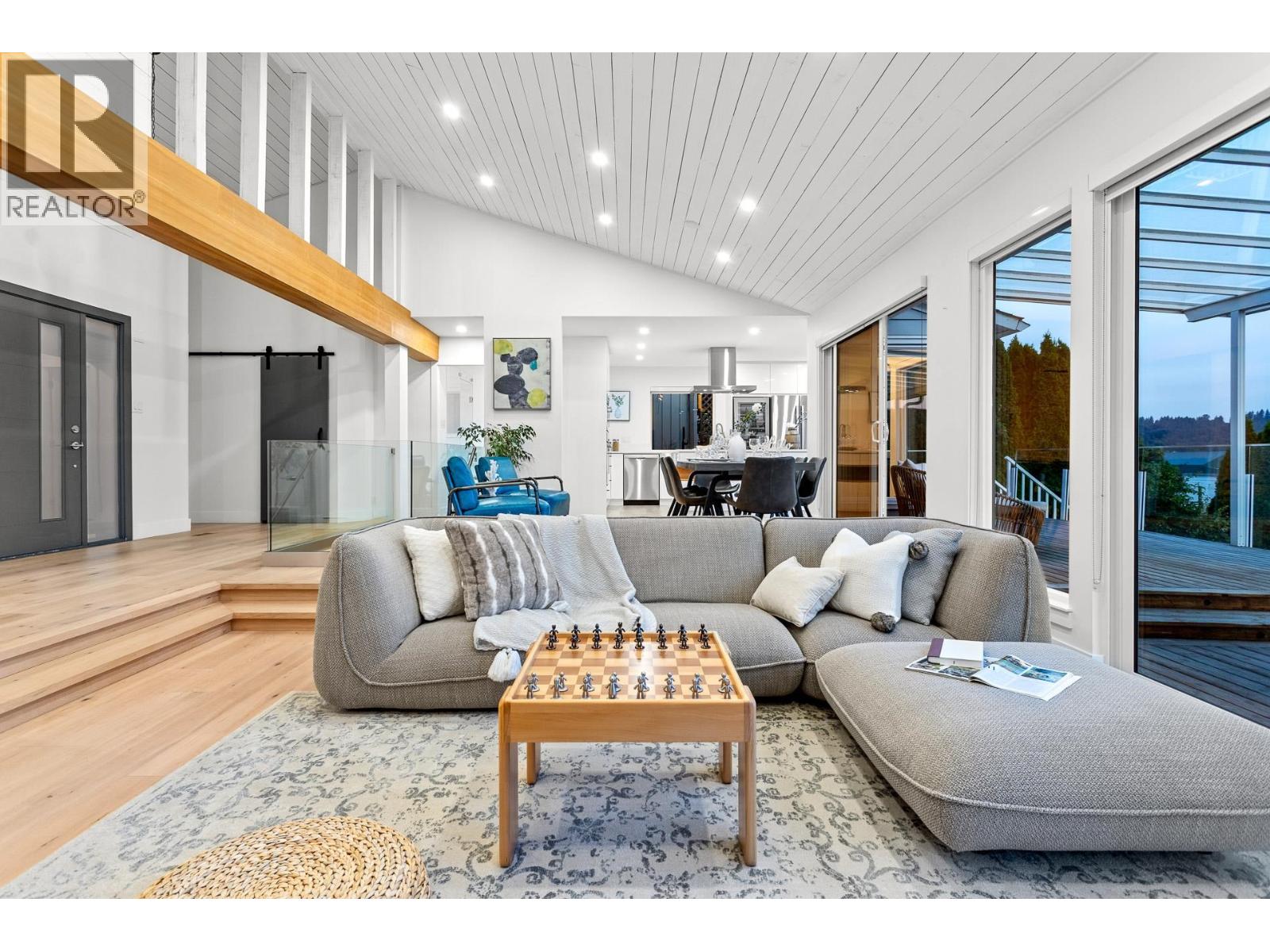 1122 IOCO ROAD, Port Moody