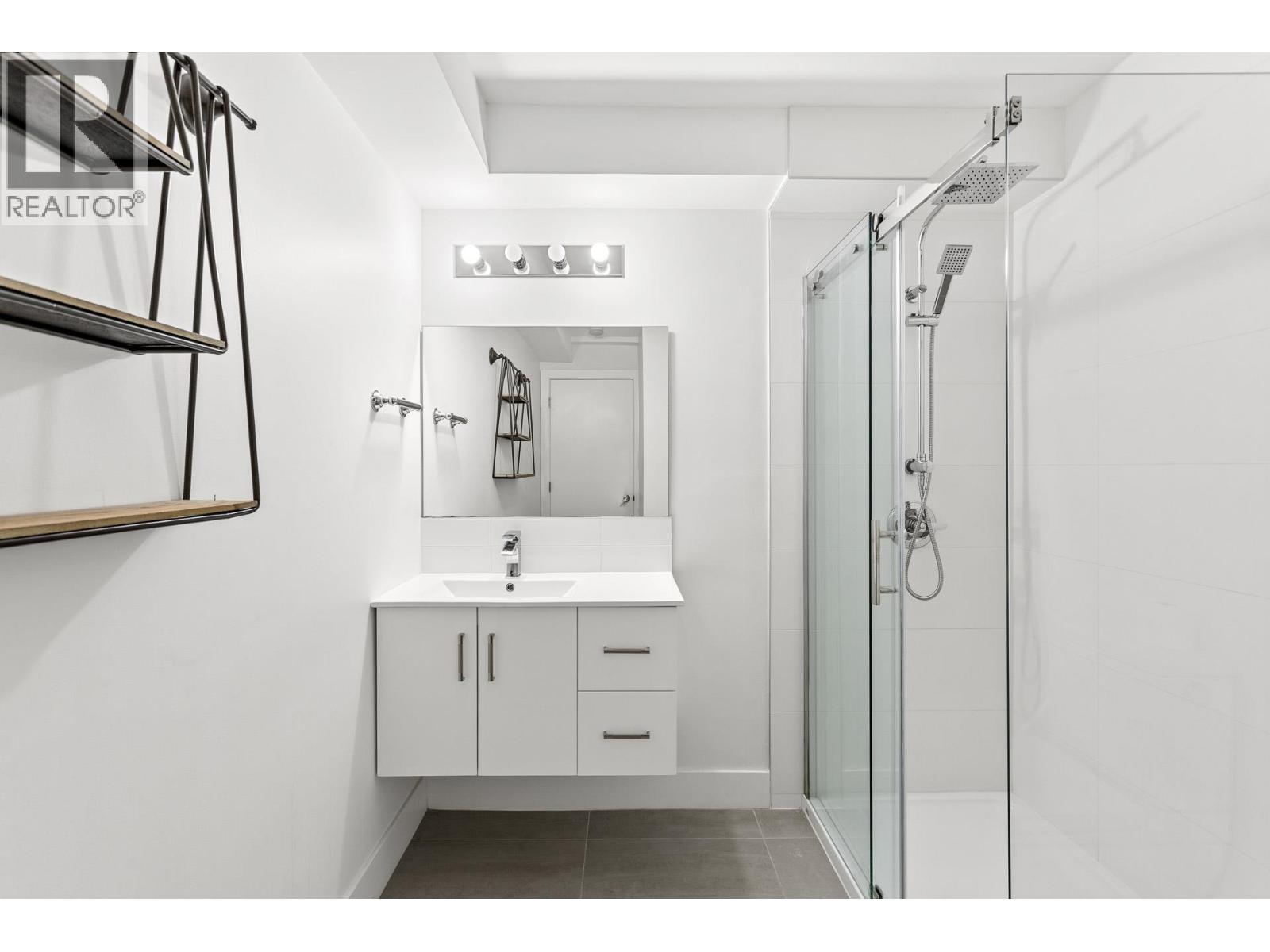 1122 IOCO ROAD, Port Moody