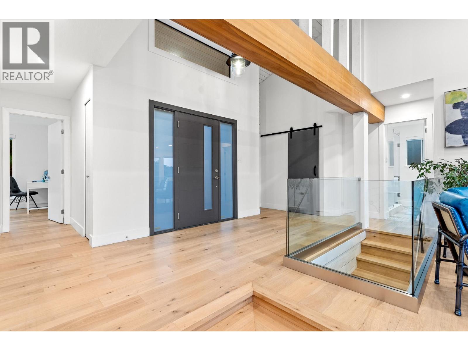 1122 IOCO ROAD, Port Moody