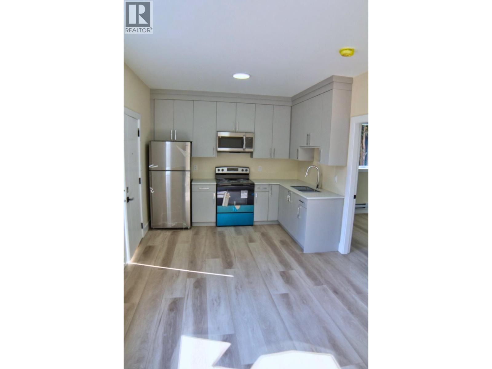 5169 57 STREET, Ladner