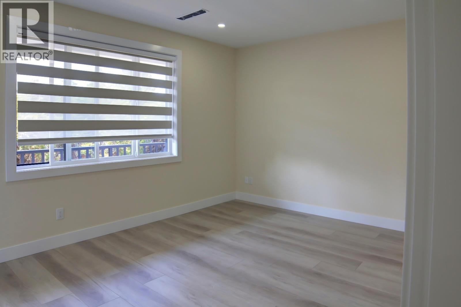 5169 57 STREET, Ladner