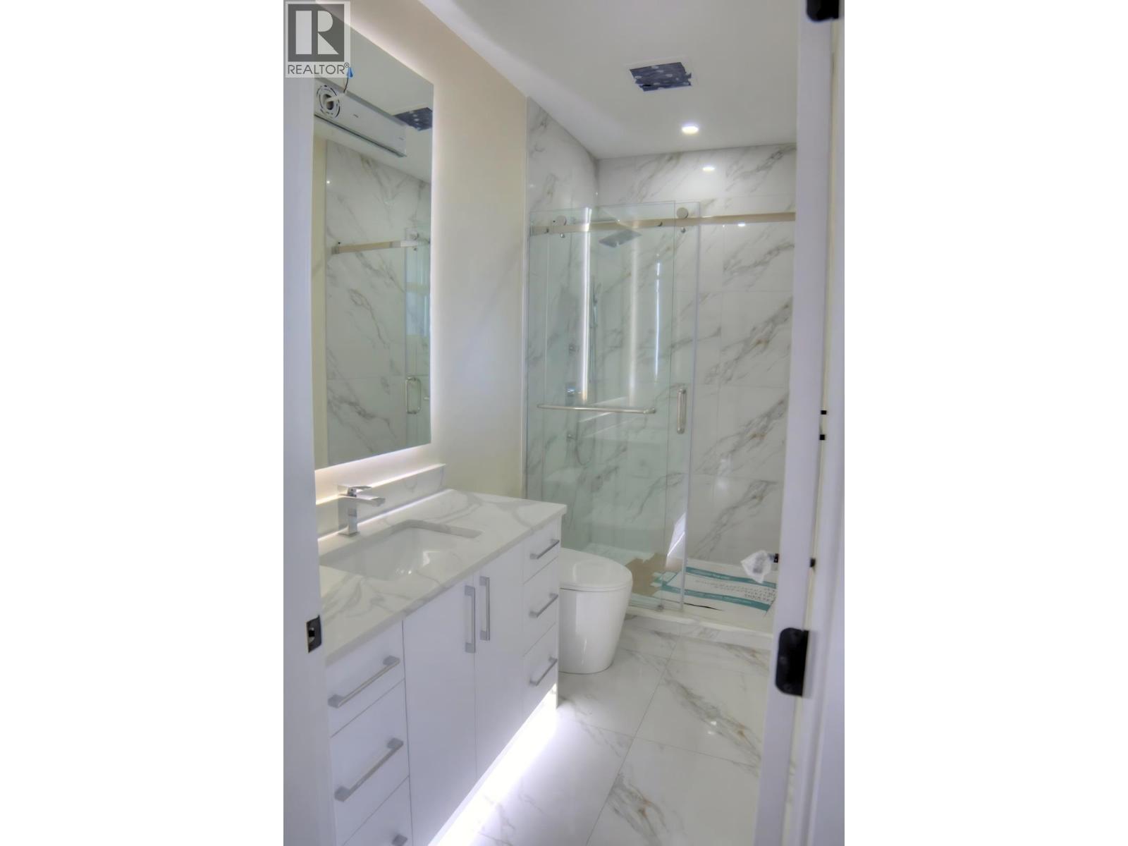 5169 57 STREET, Ladner