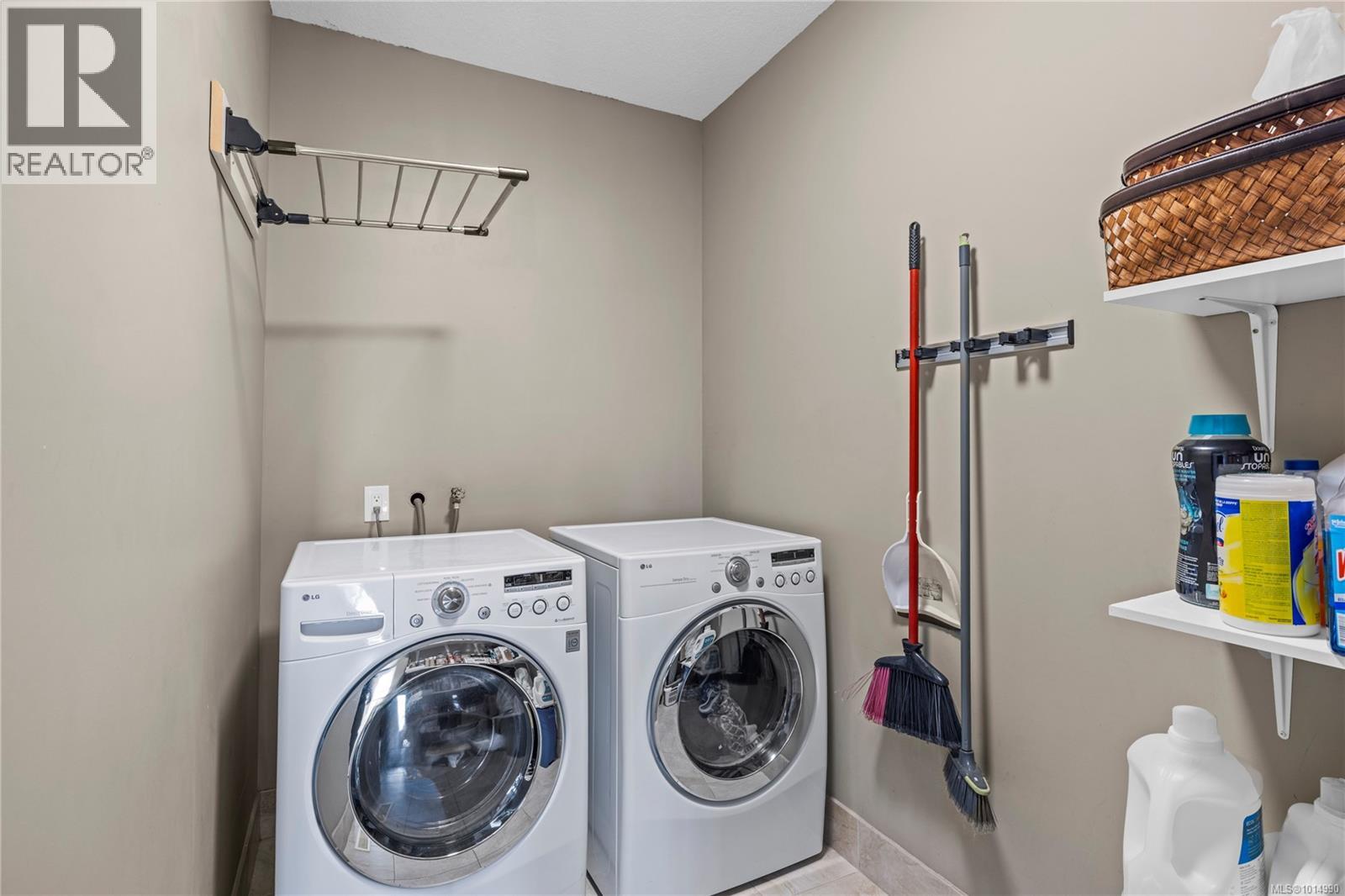 A 401 Neville St, Ladysmith