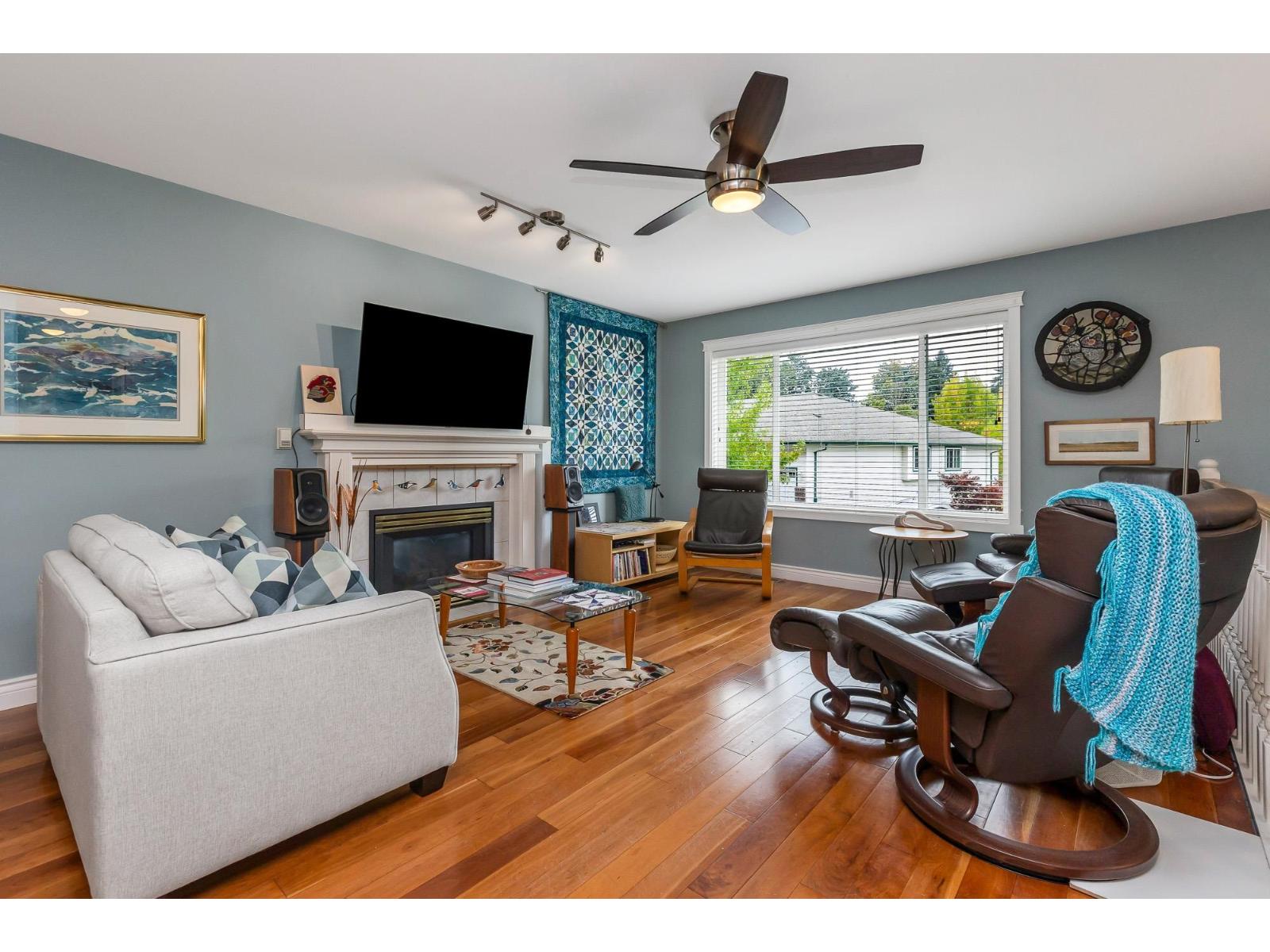 22 34250 HAZELWOOD AVENUE, Abbotsford