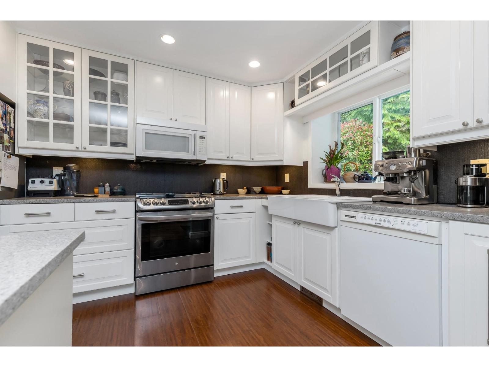 22 34250 HAZELWOOD AVENUE, Abbotsford