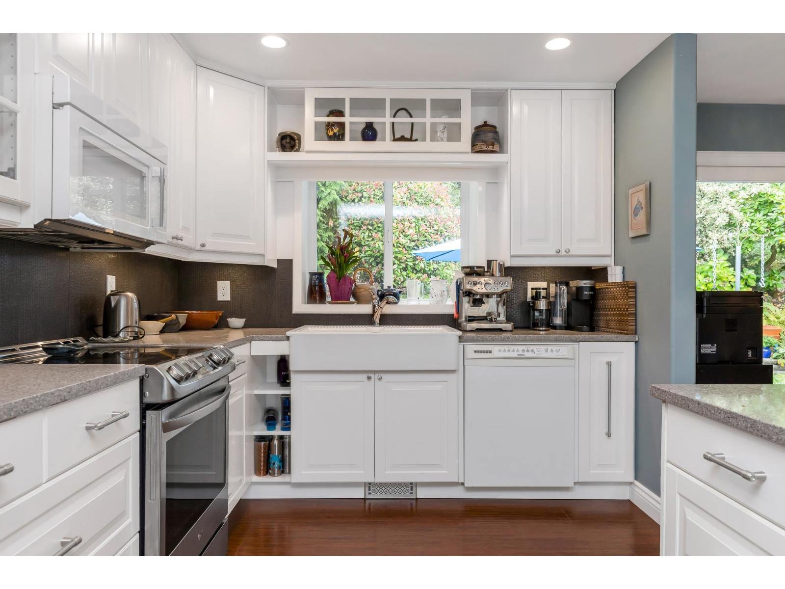 22 34250 HAZELWOOD AVENUE, Abbotsford