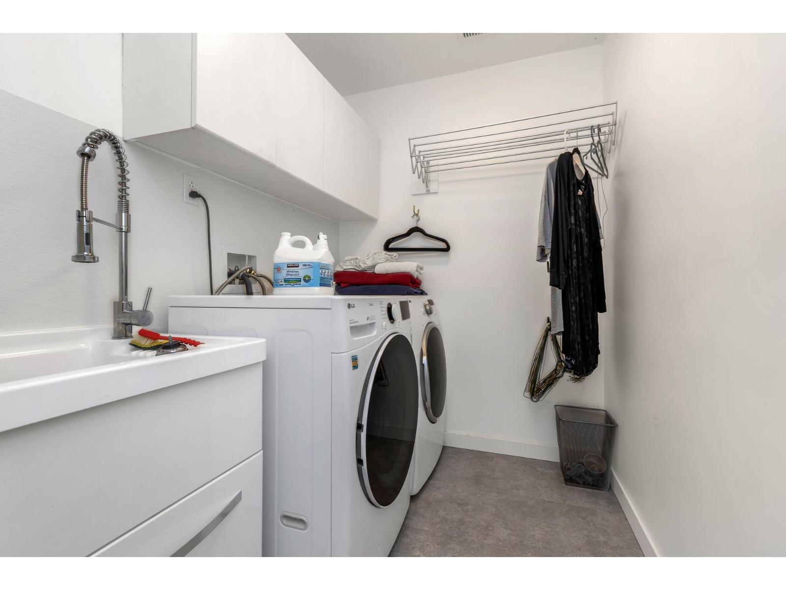 22 34250 HAZELWOOD AVENUE, Abbotsford