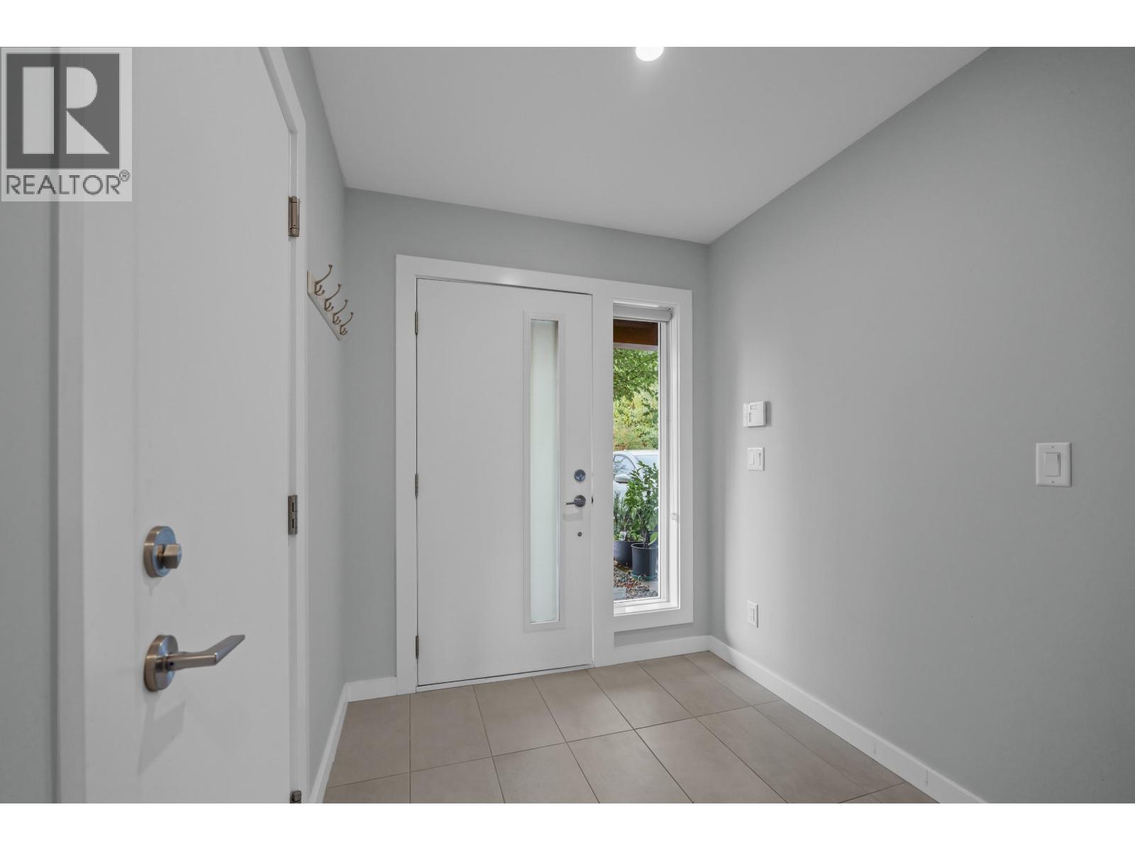 5 41365 SKYRIDGE PLACE, Squamish