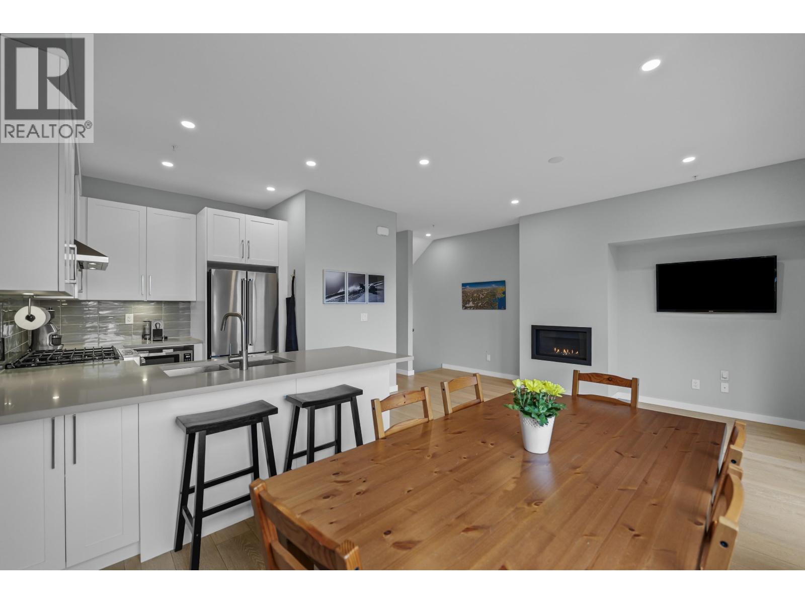 5 41365 SKYRIDGE PLACE, Squamish