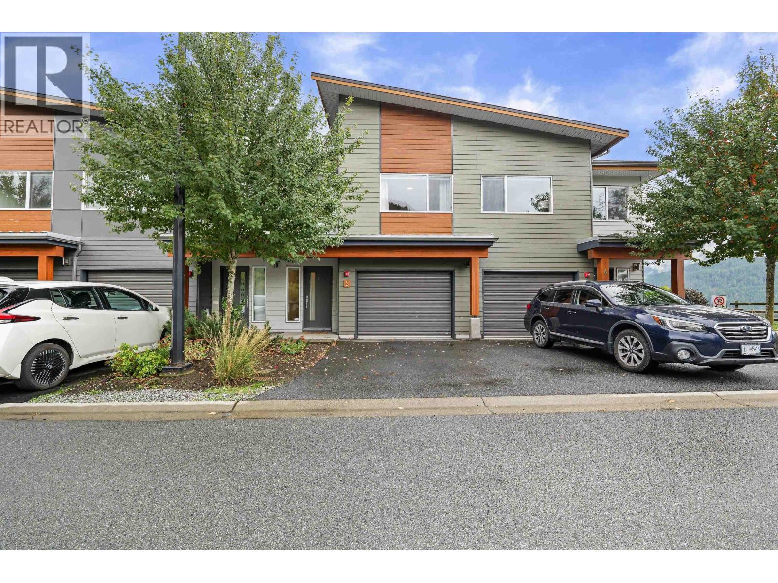 5 41365 SKYRIDGE PLACE, Squamish