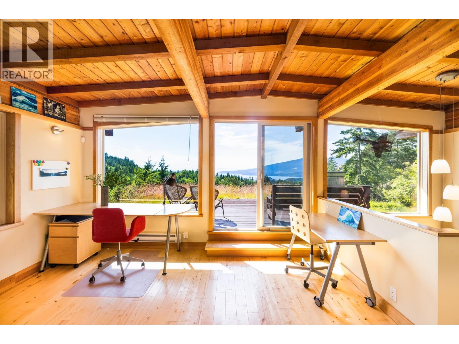 1301 SUNSET ROAD, Bowen Island