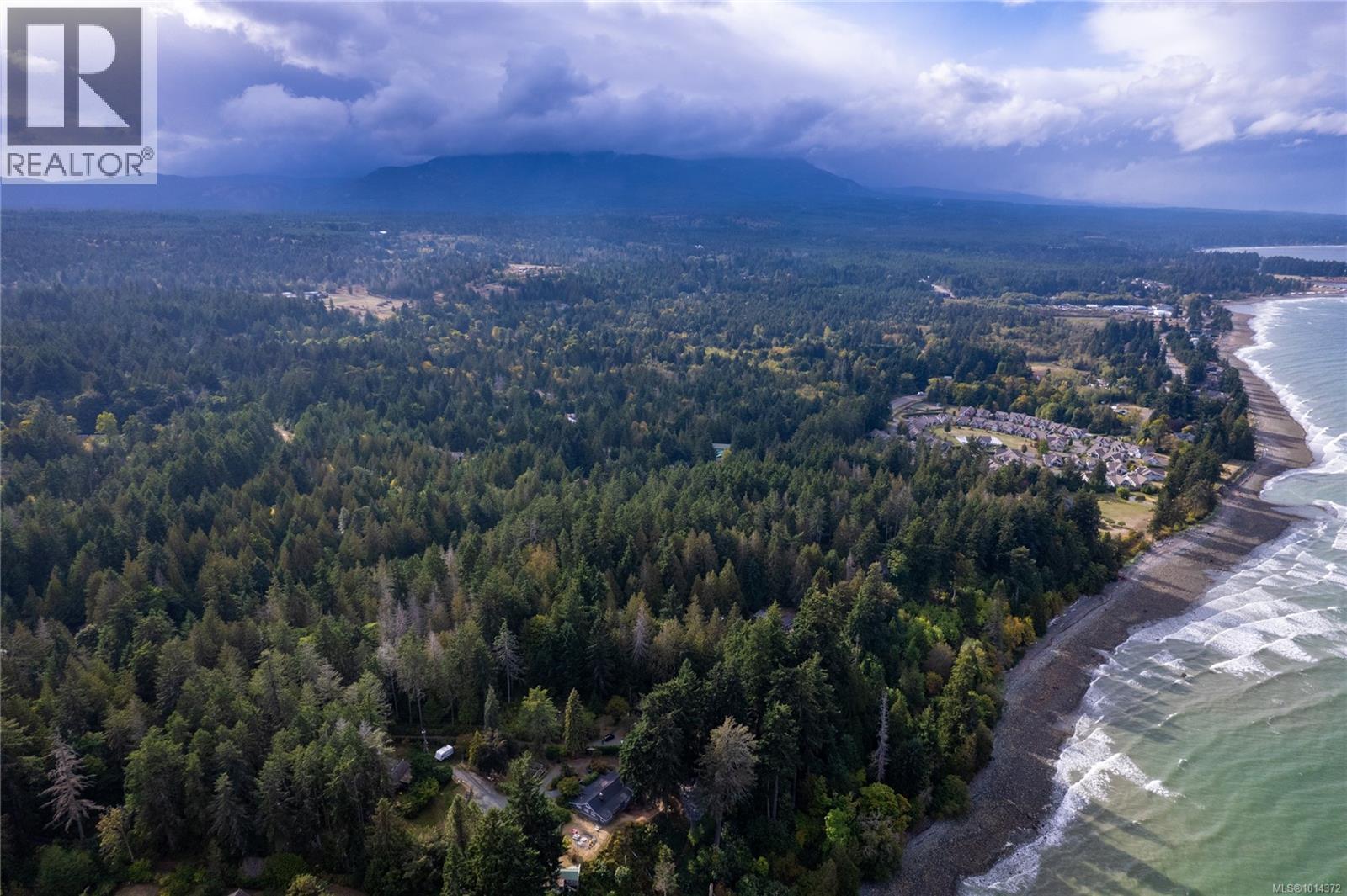 5171 Island Hwy W, Qualicum Beach