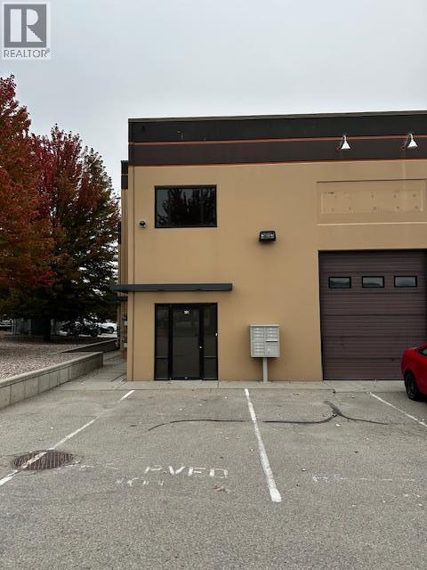 101 2955 Acland Road, Kelowna