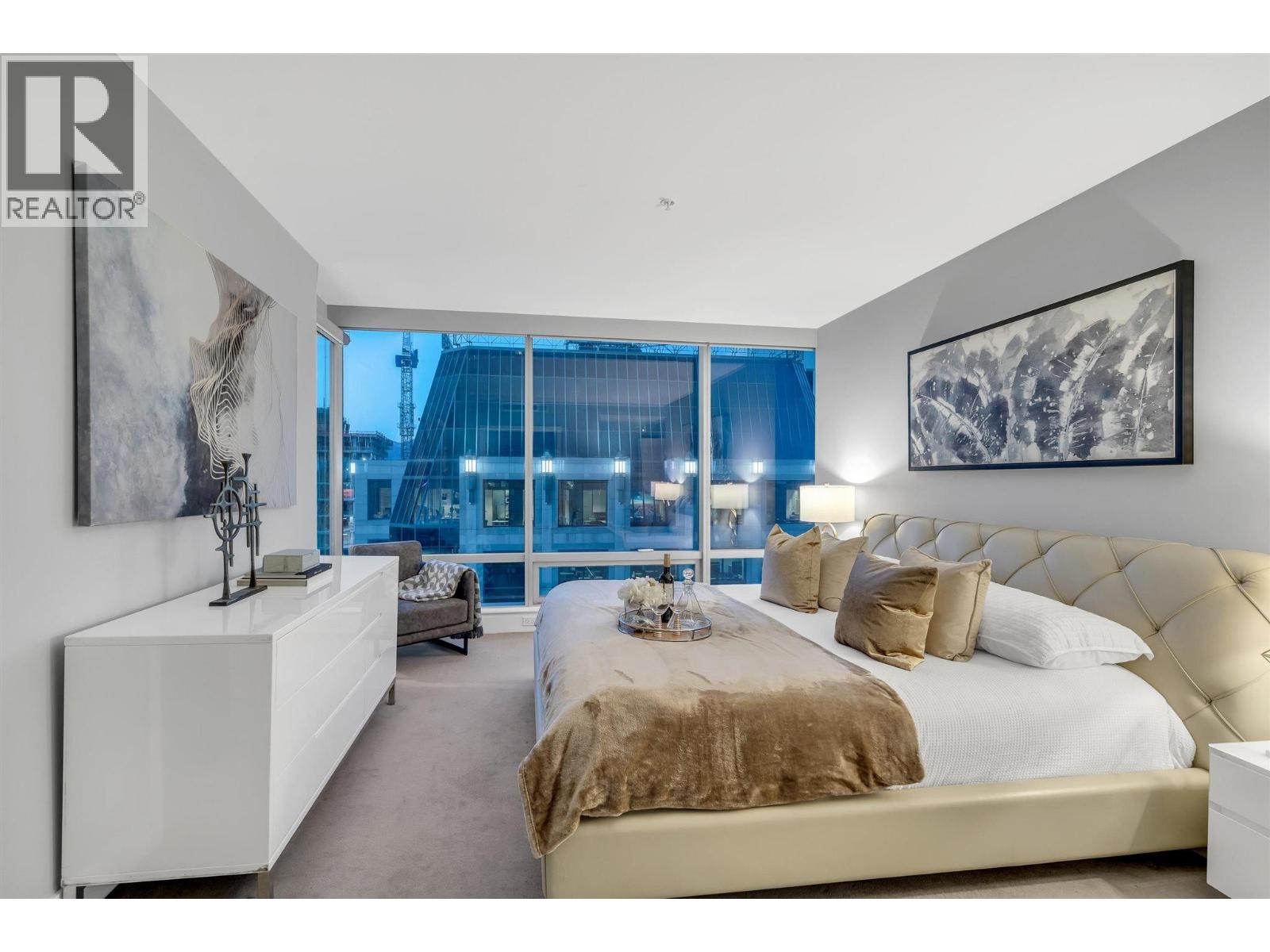 3202 1111 ALBERNI STREET, Vancouver