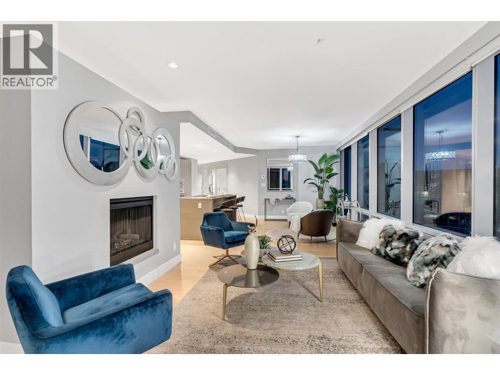 3202 1111 ALBERNI STREET, Vancouver