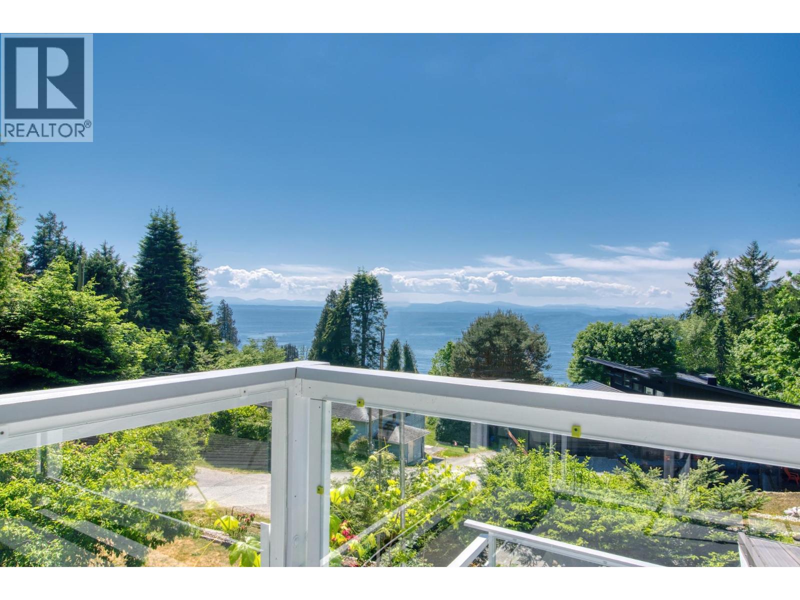 1664 GOWER POINT ROAD, Gibsons