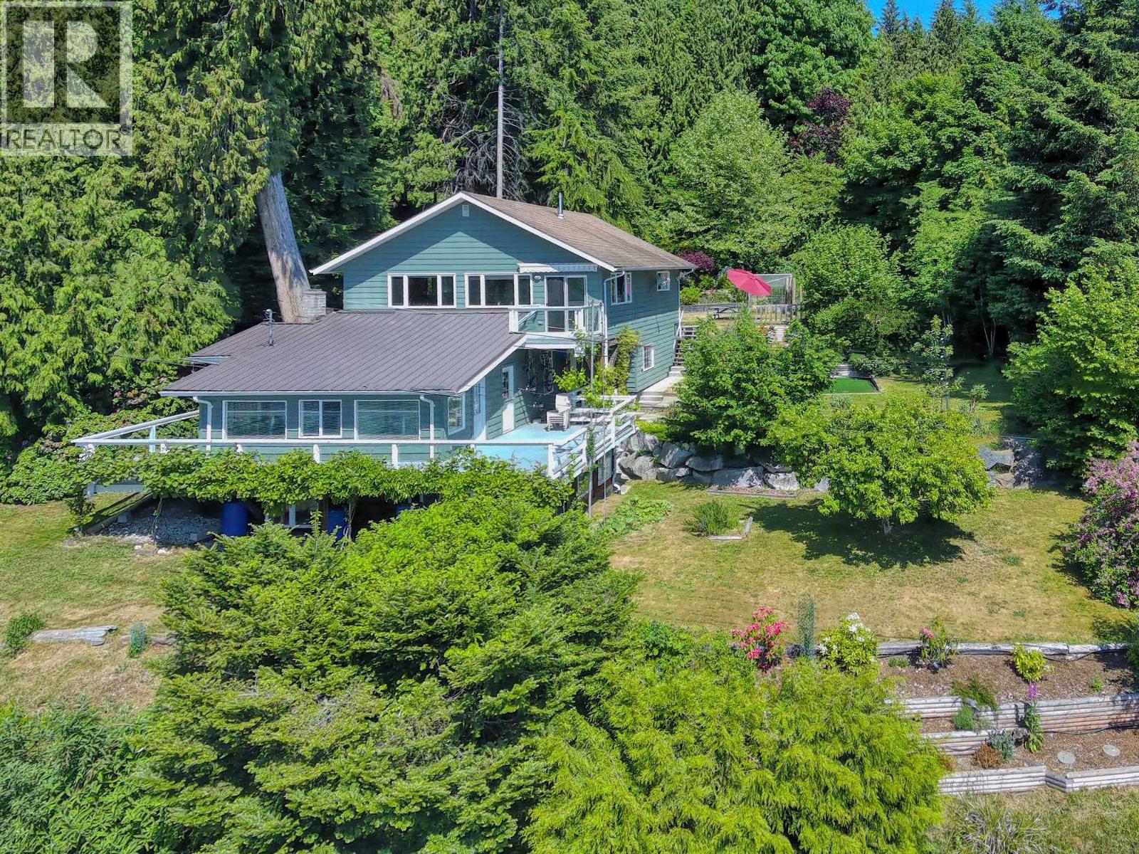 1664 GOWER POINT ROAD, Gibsons