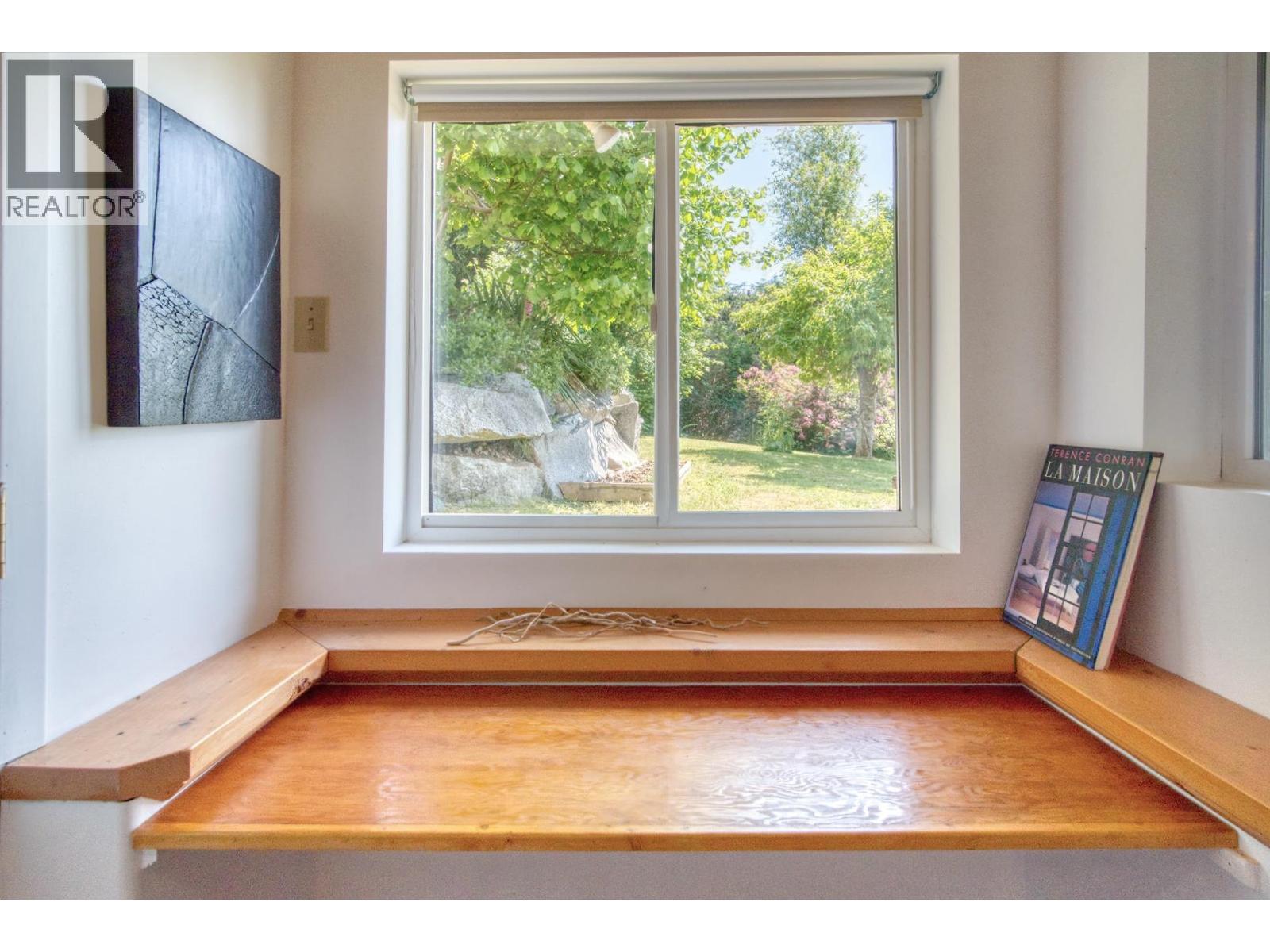 1664 GOWER POINT ROAD, Gibsons