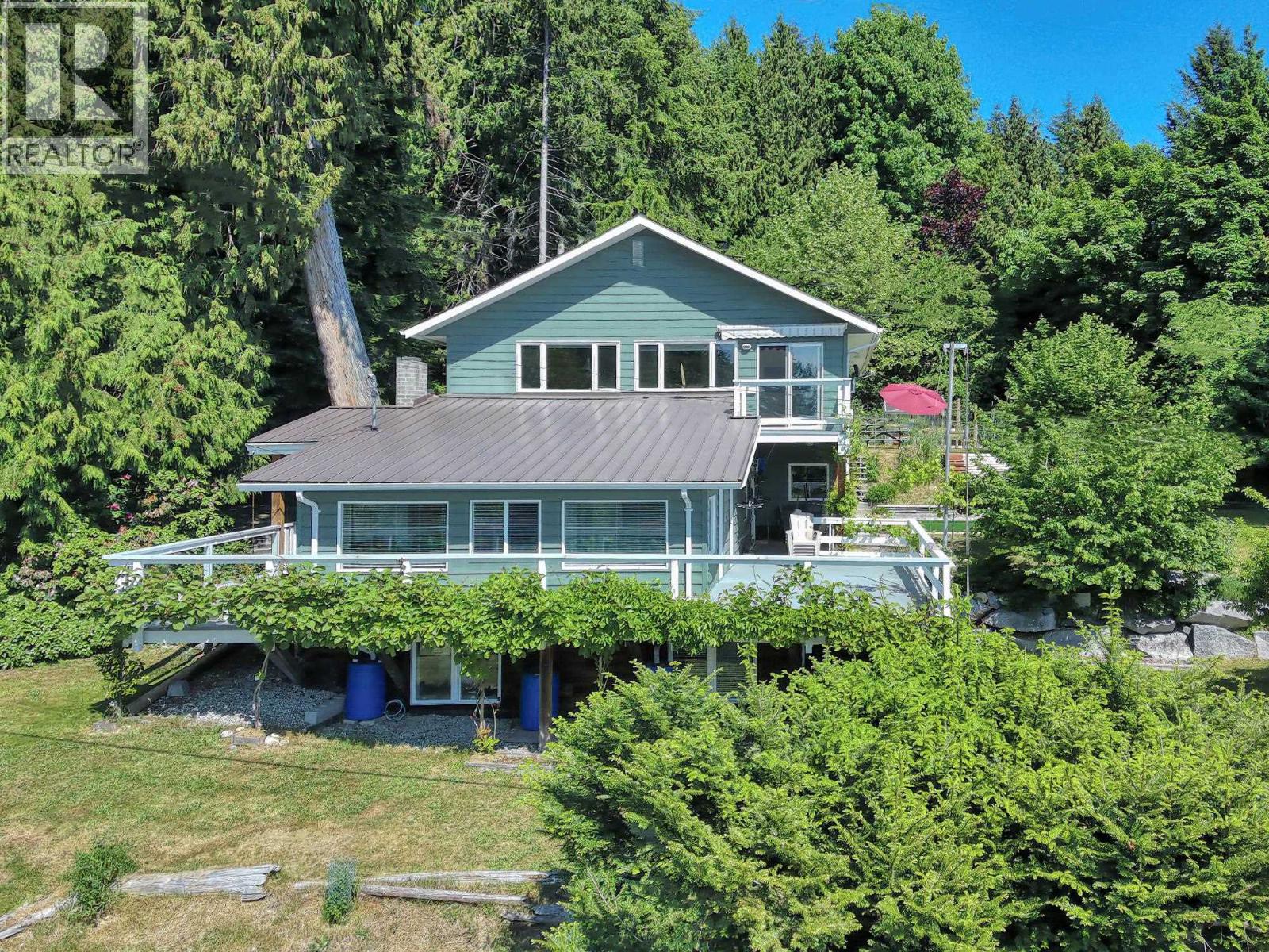 1664 GOWER POINT ROAD, Gibsons