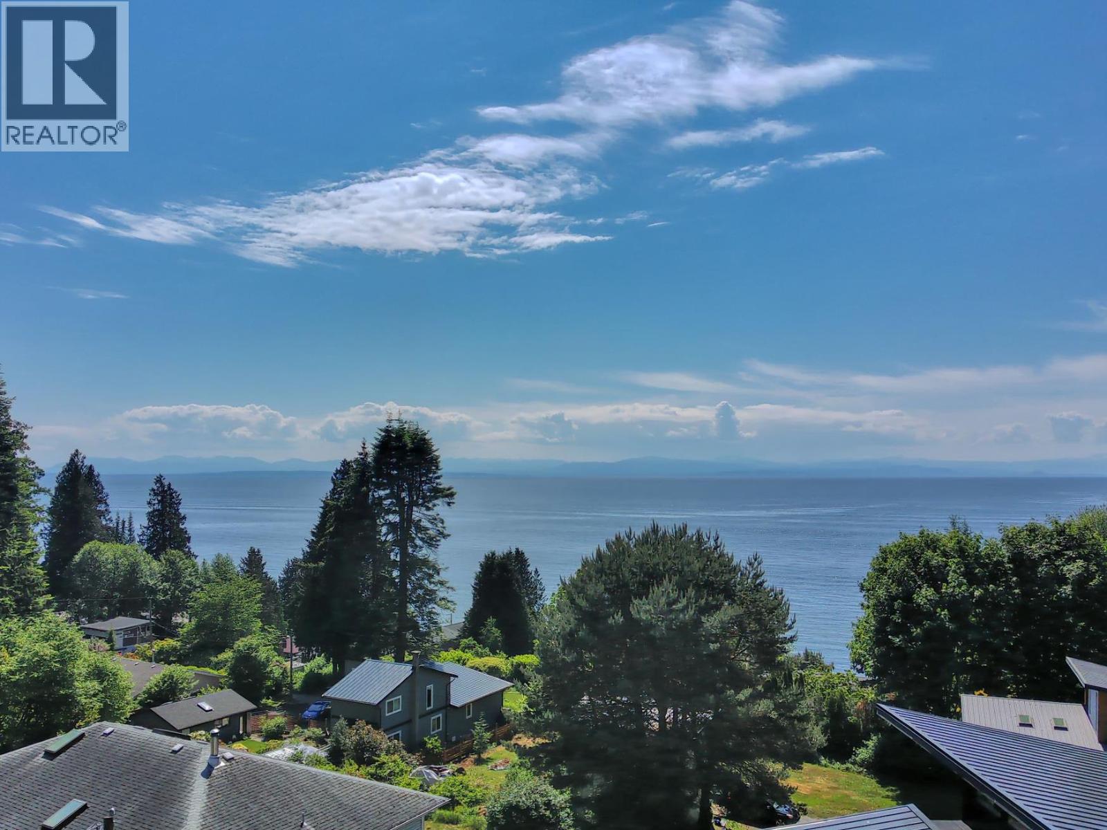 1664 GOWER POINT ROAD, Gibsons