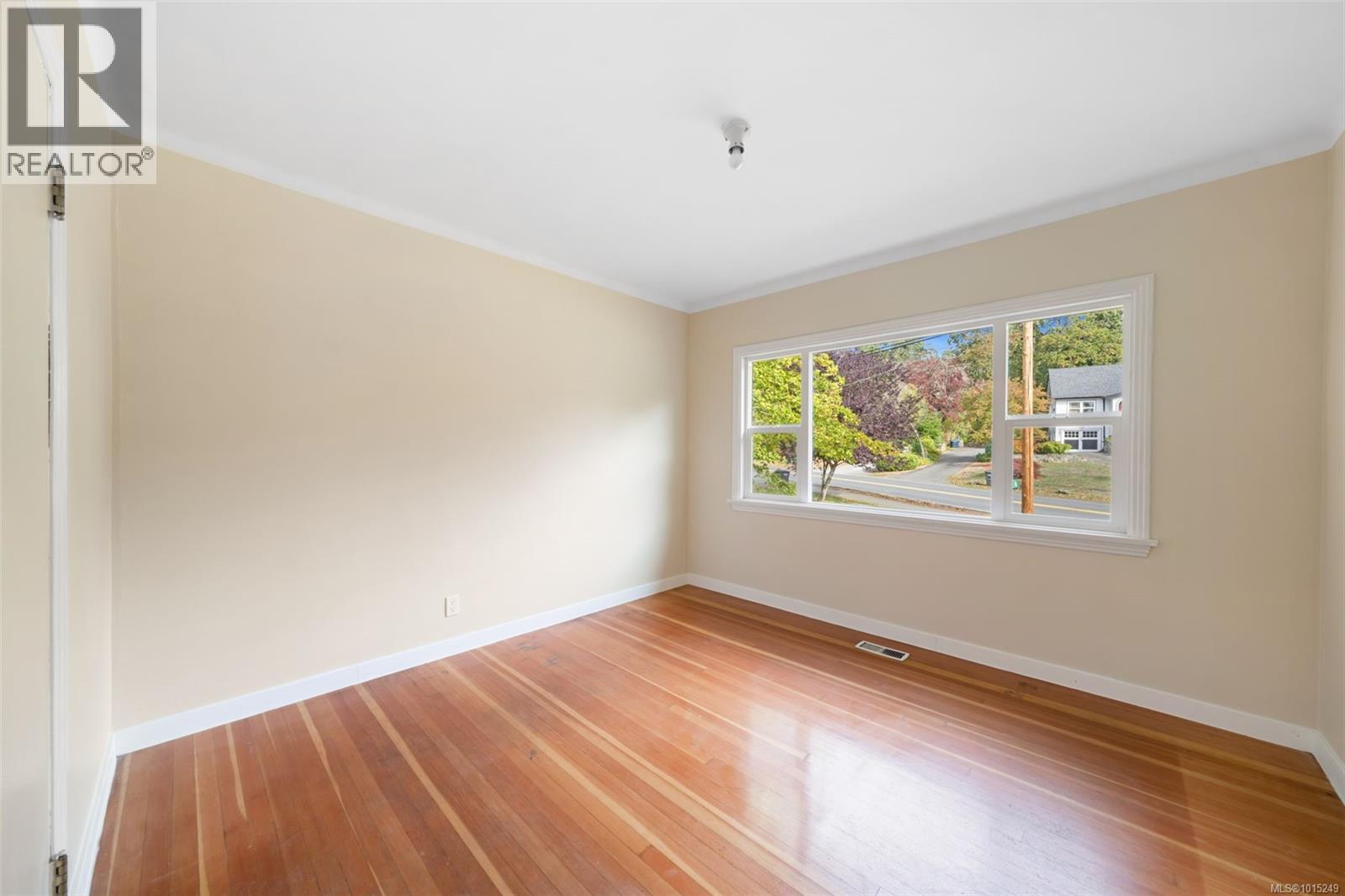 1075 Burnside Rd W, Saanich