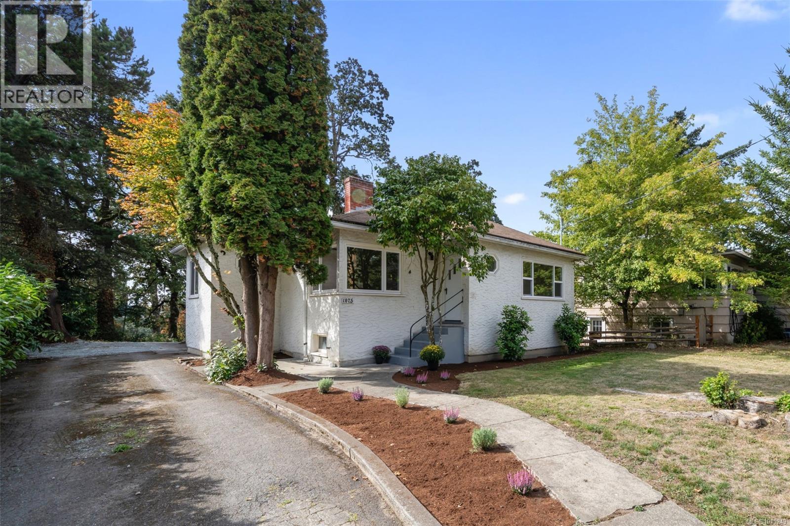 1075 Burnside Rd W, Saanich