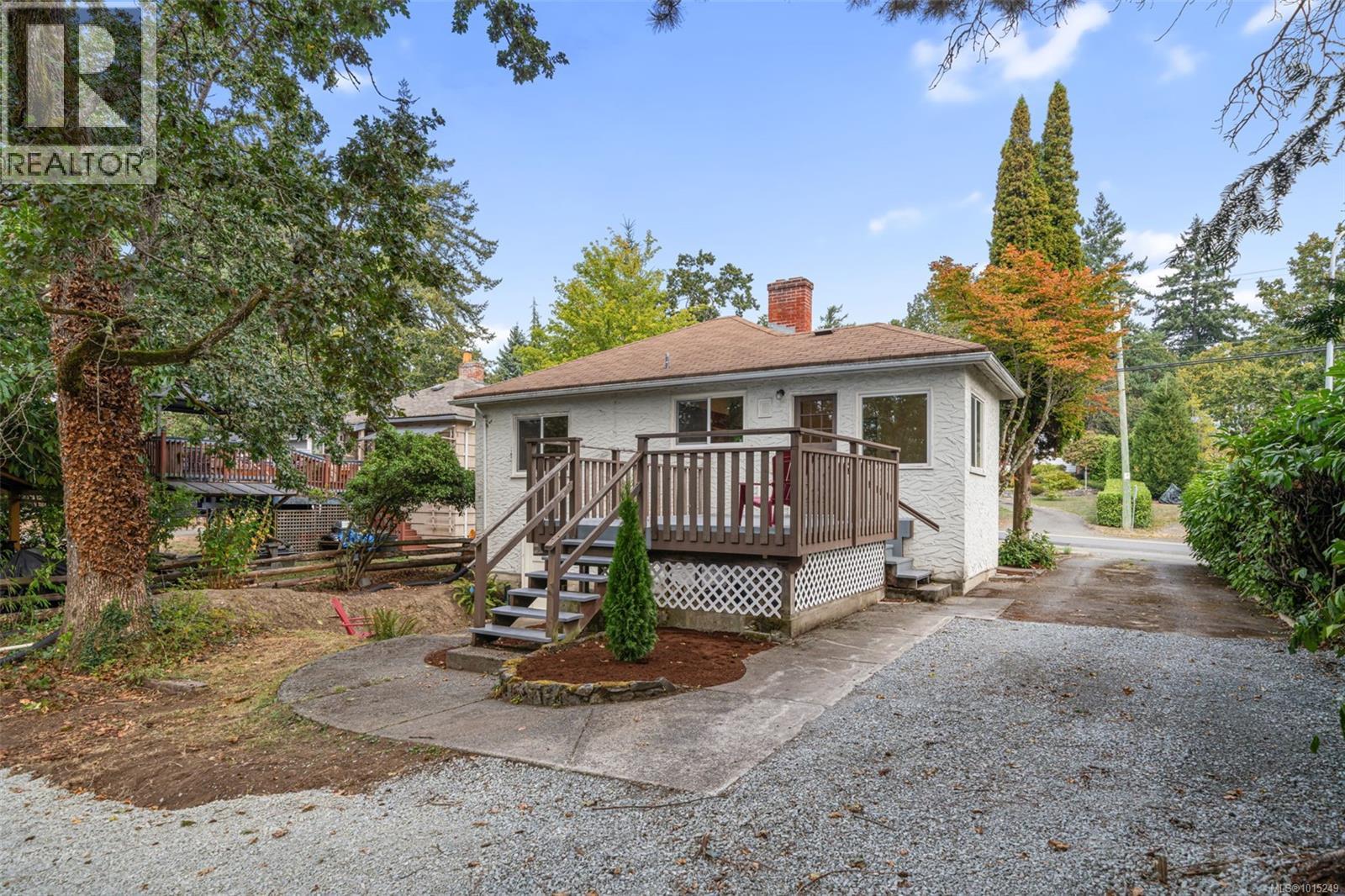 1075 Burnside Rd W, Saanich