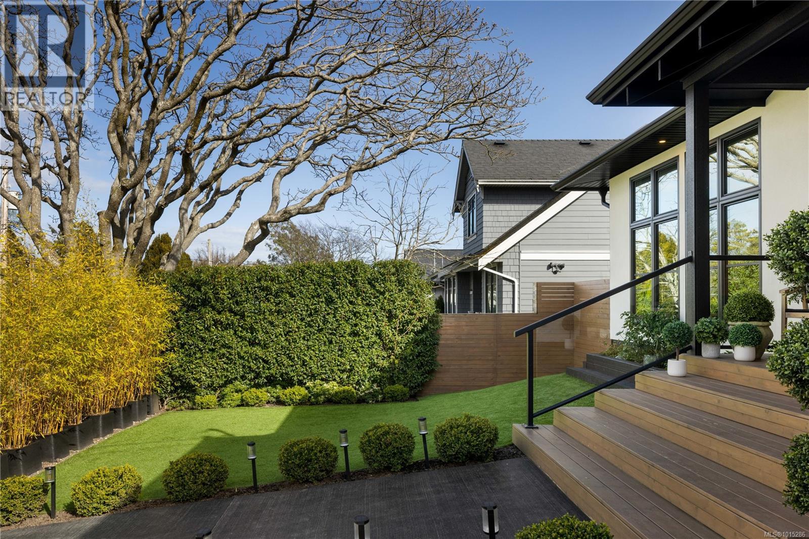  2473 Plumer Street, Oak Bay