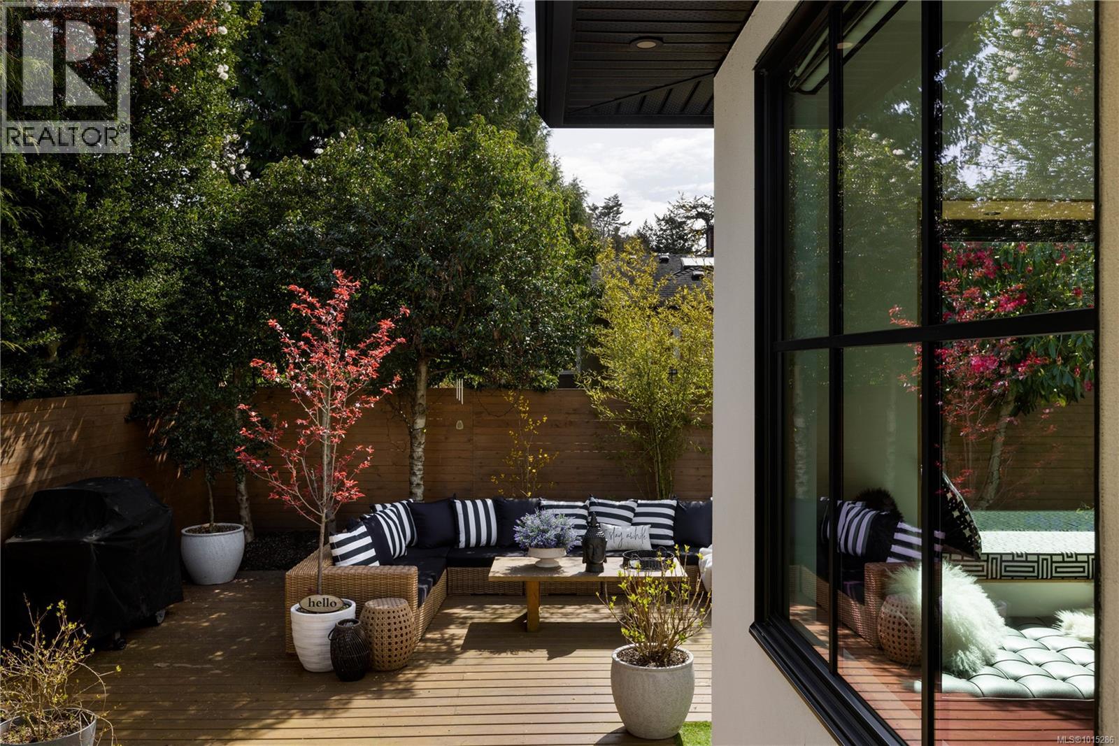  2473 Plumer Street, Oak Bay