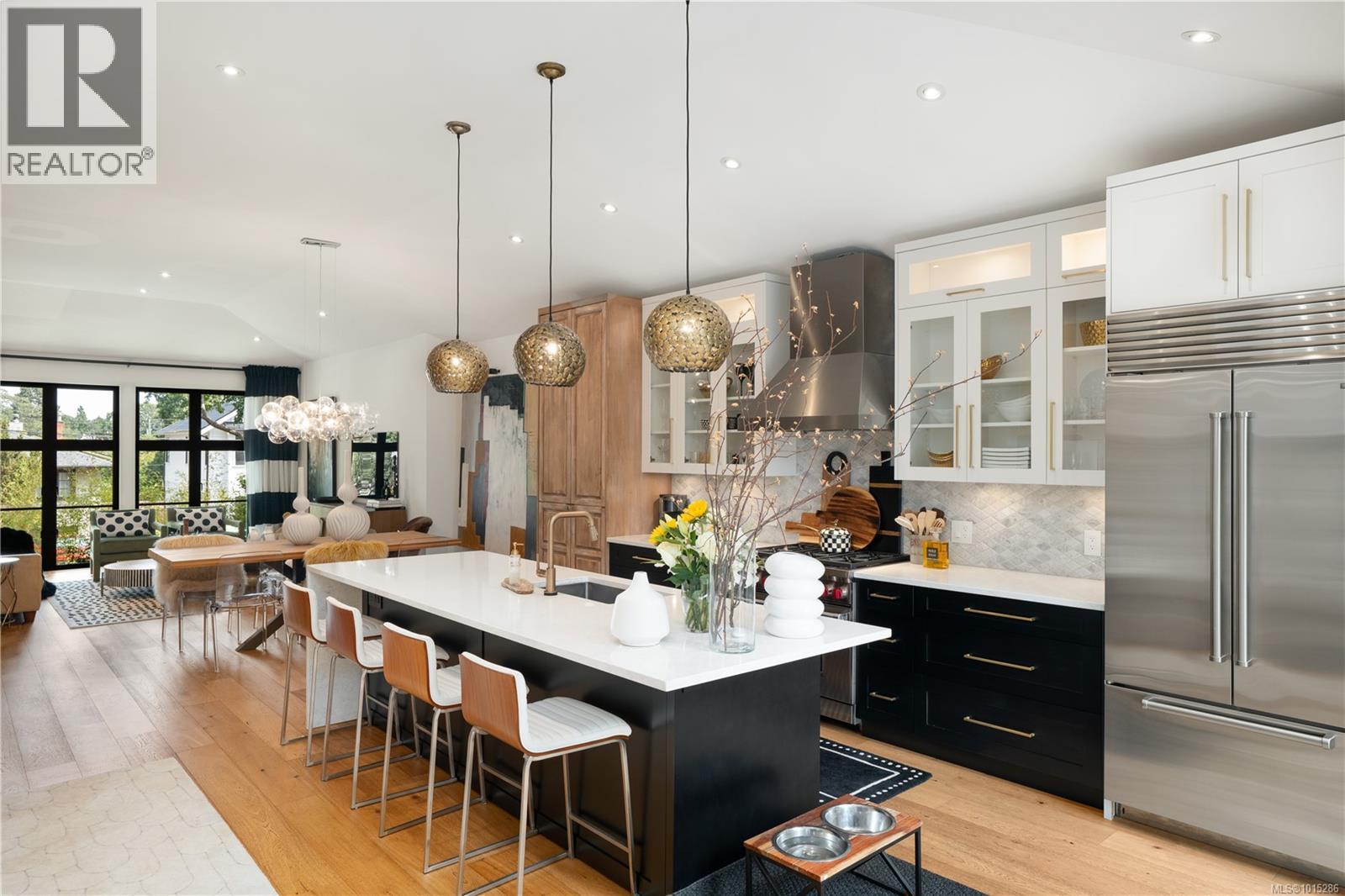  2473 Plumer Street, Oak Bay
