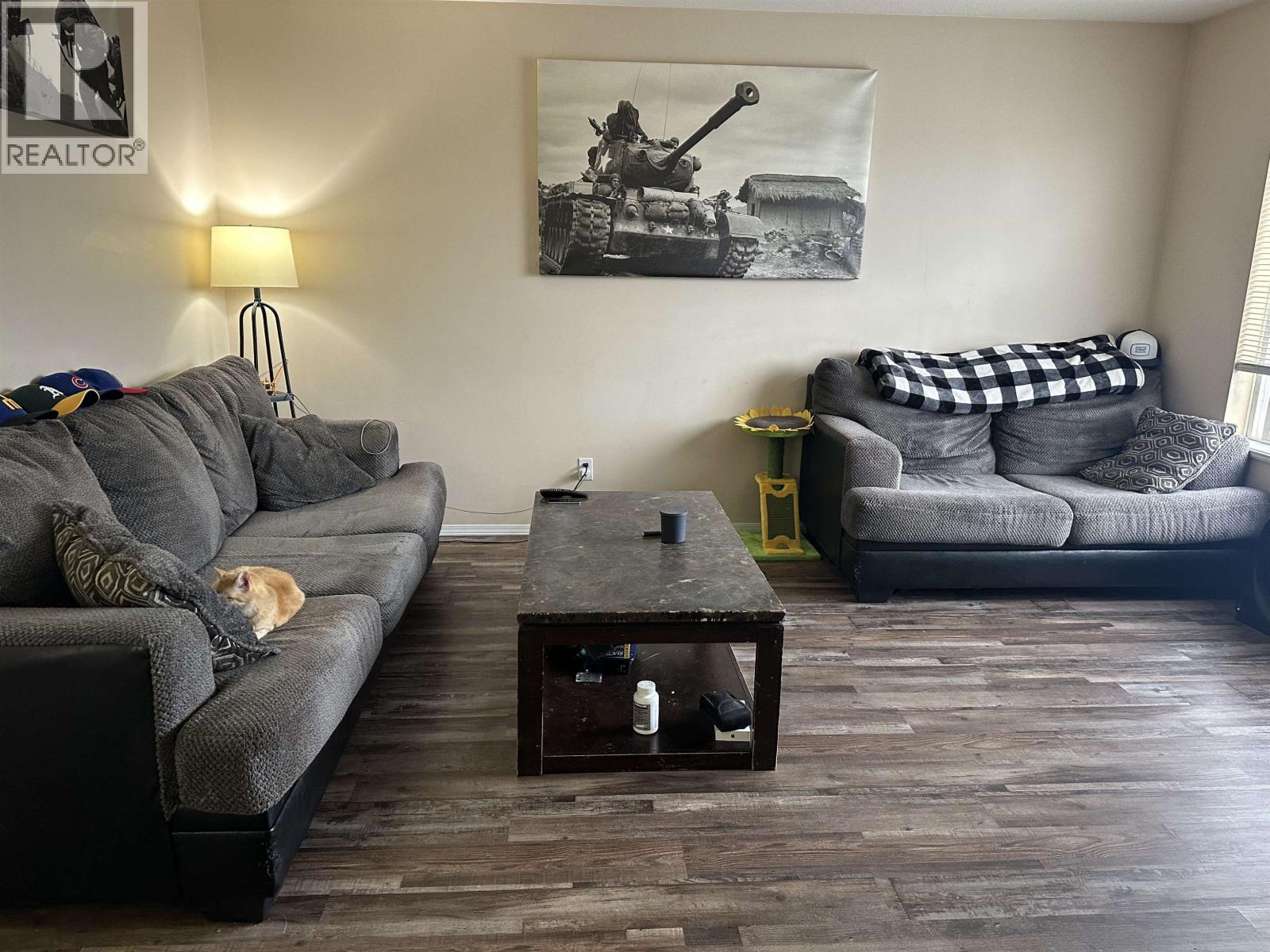 8112 90 AVENUE, Fort St. John