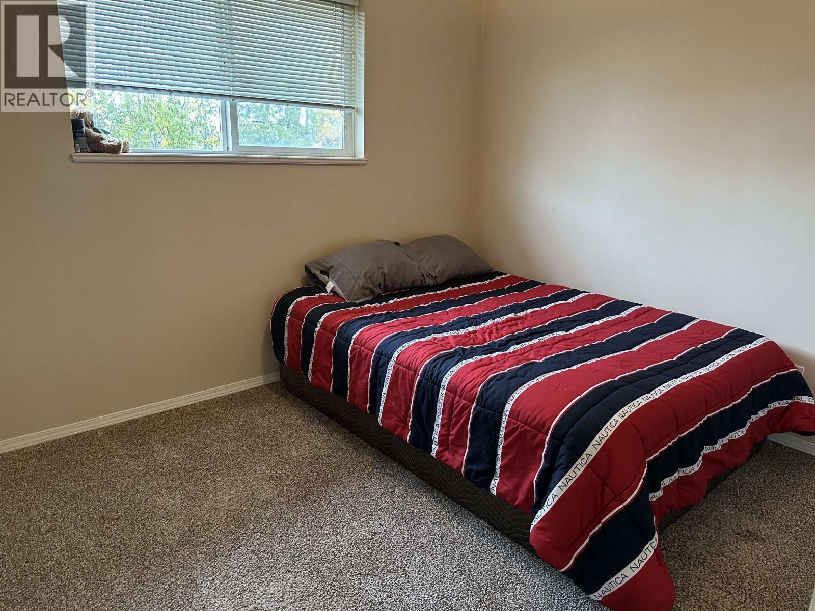 8112 90 AVENUE, Fort St. John
