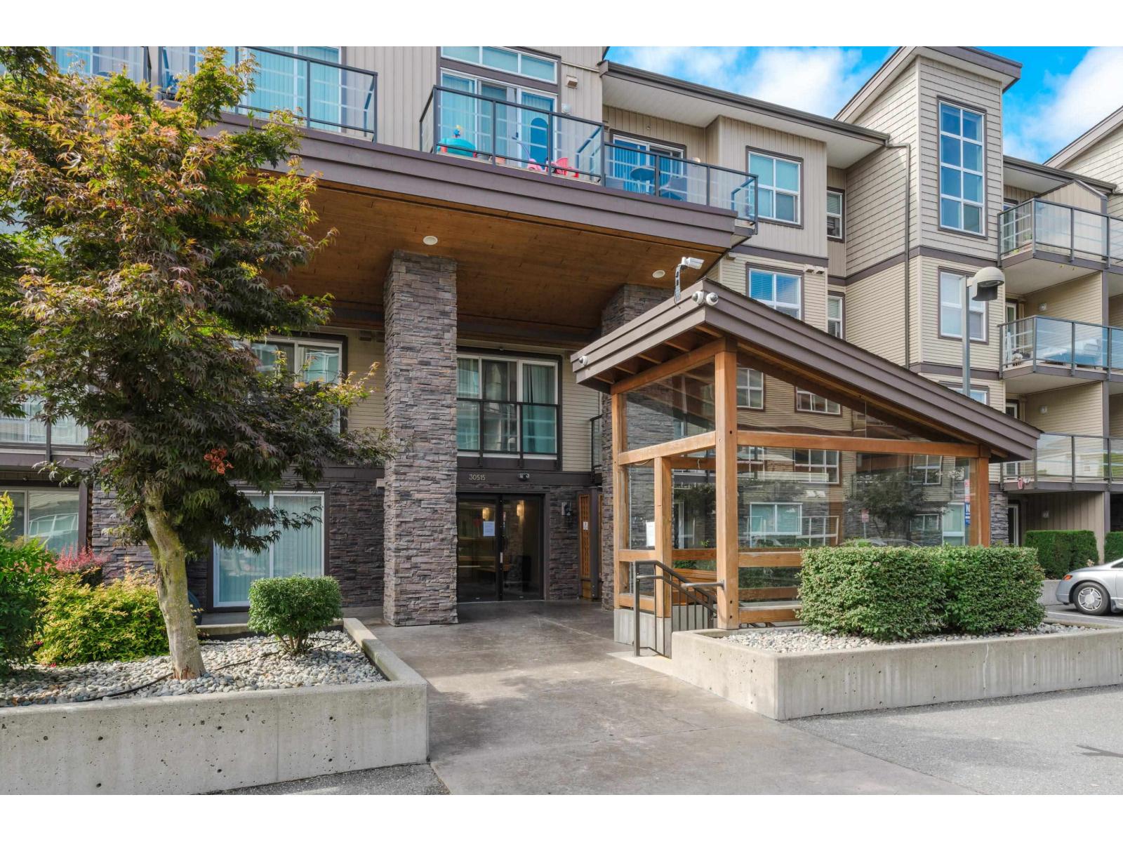 307 30515 CARDINAL AVENUE, Abbotsford