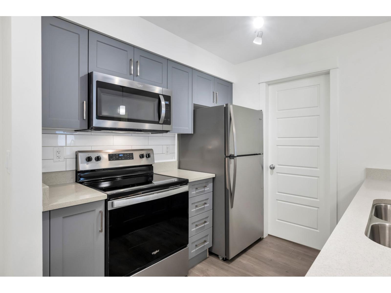 307 30515 CARDINAL AVENUE, Abbotsford