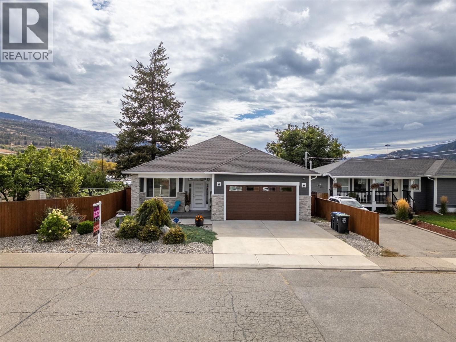 220 Brandon Avenue, Penticton