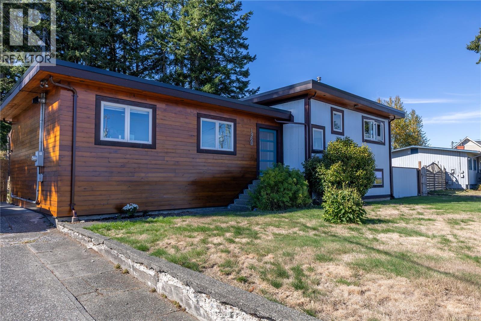 1368 Galerno Rd, Campbell River