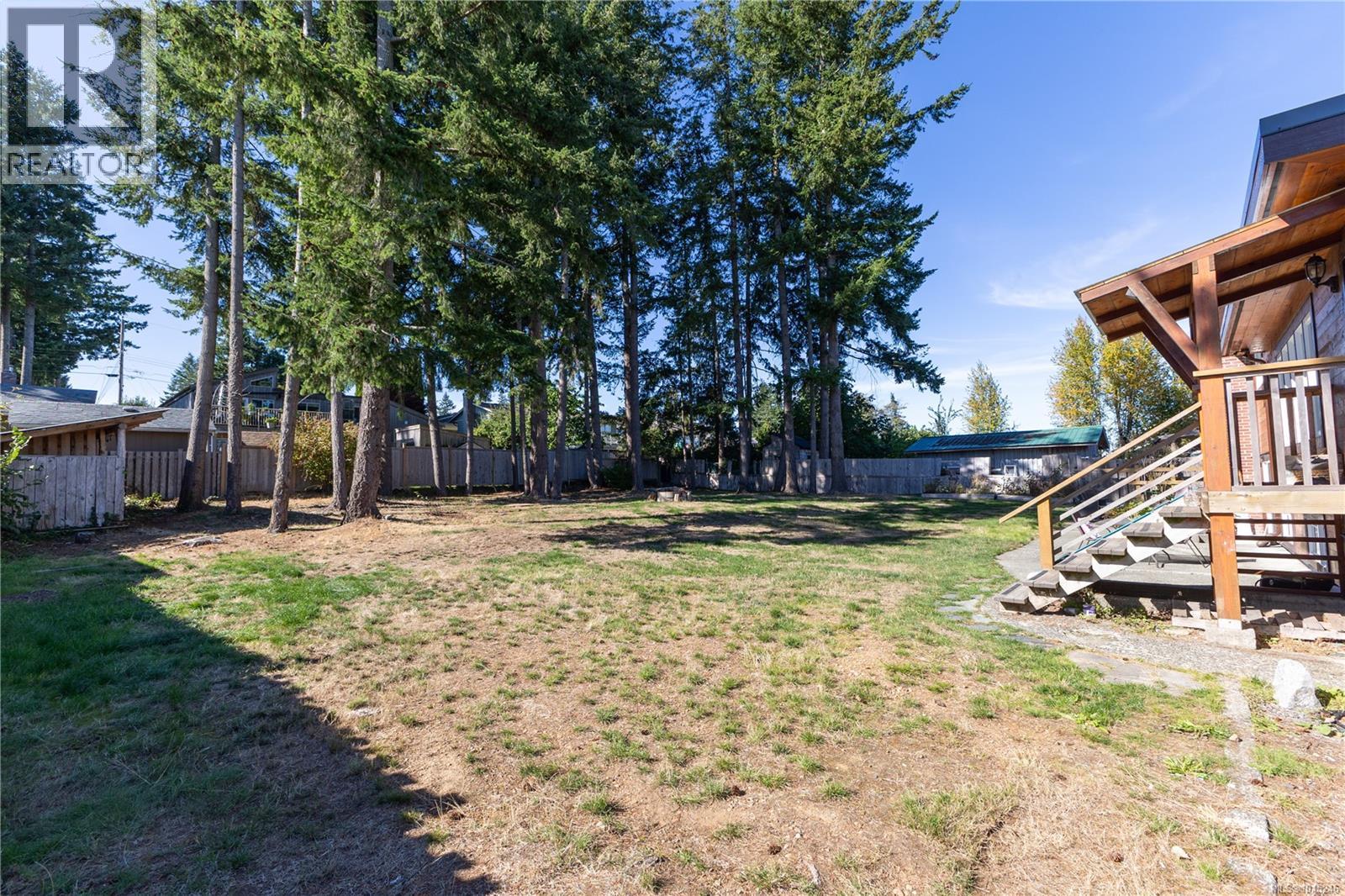 1368 Galerno Rd, Campbell River