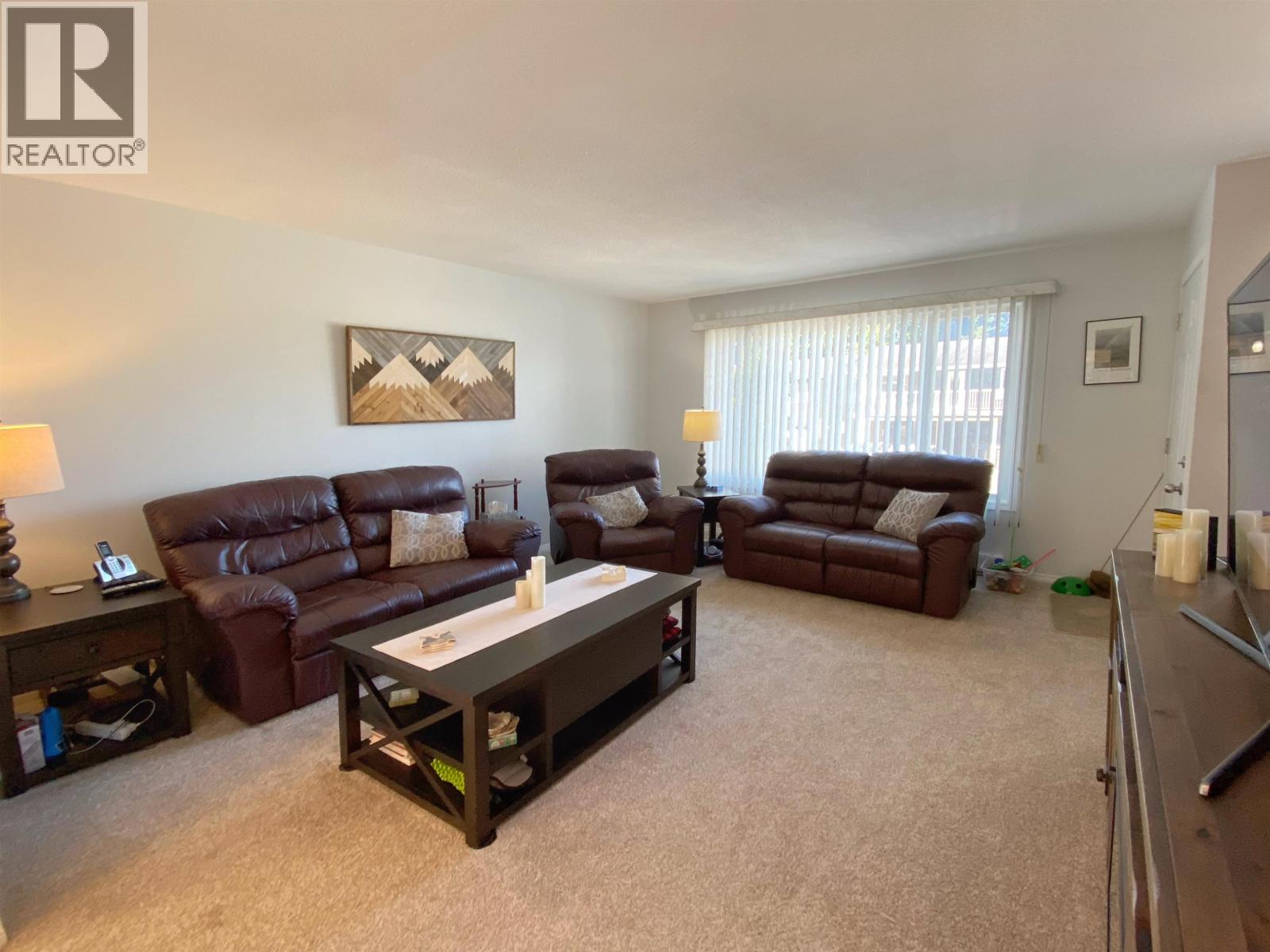 152 RAVEN CRESCENT