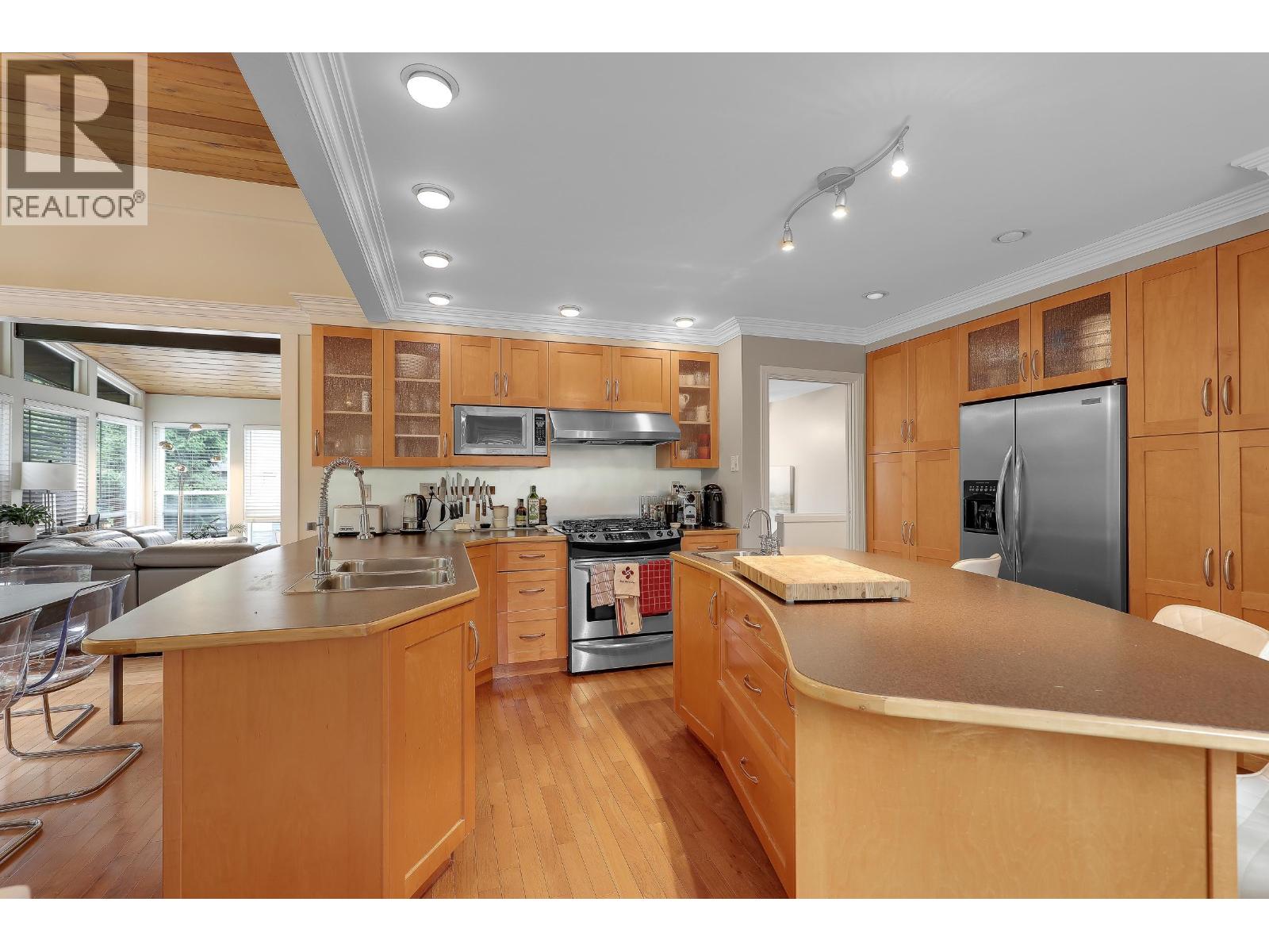 5156 8A Avenue, Delta