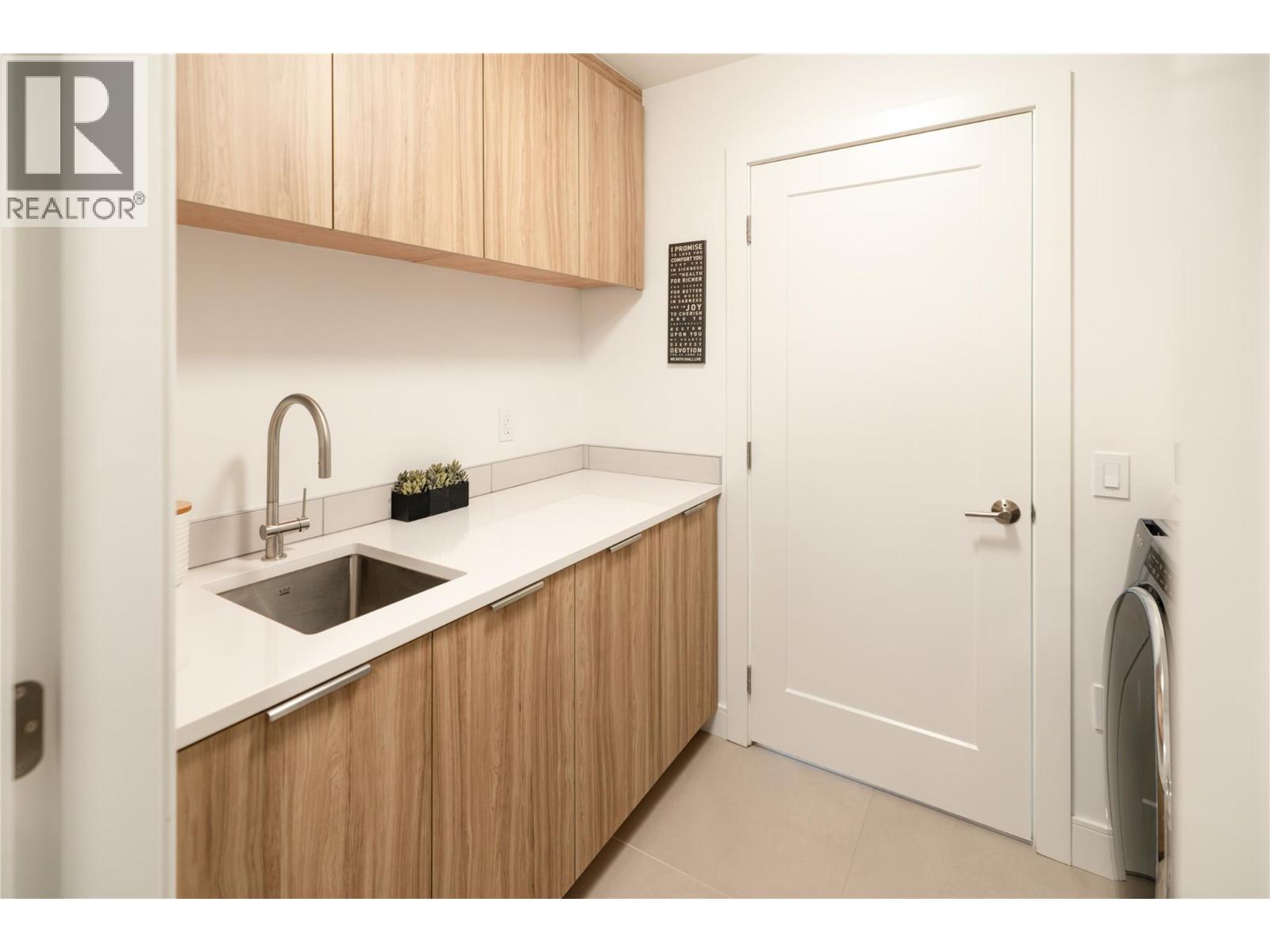 3501 3000 Ariva Drive, Kelowna