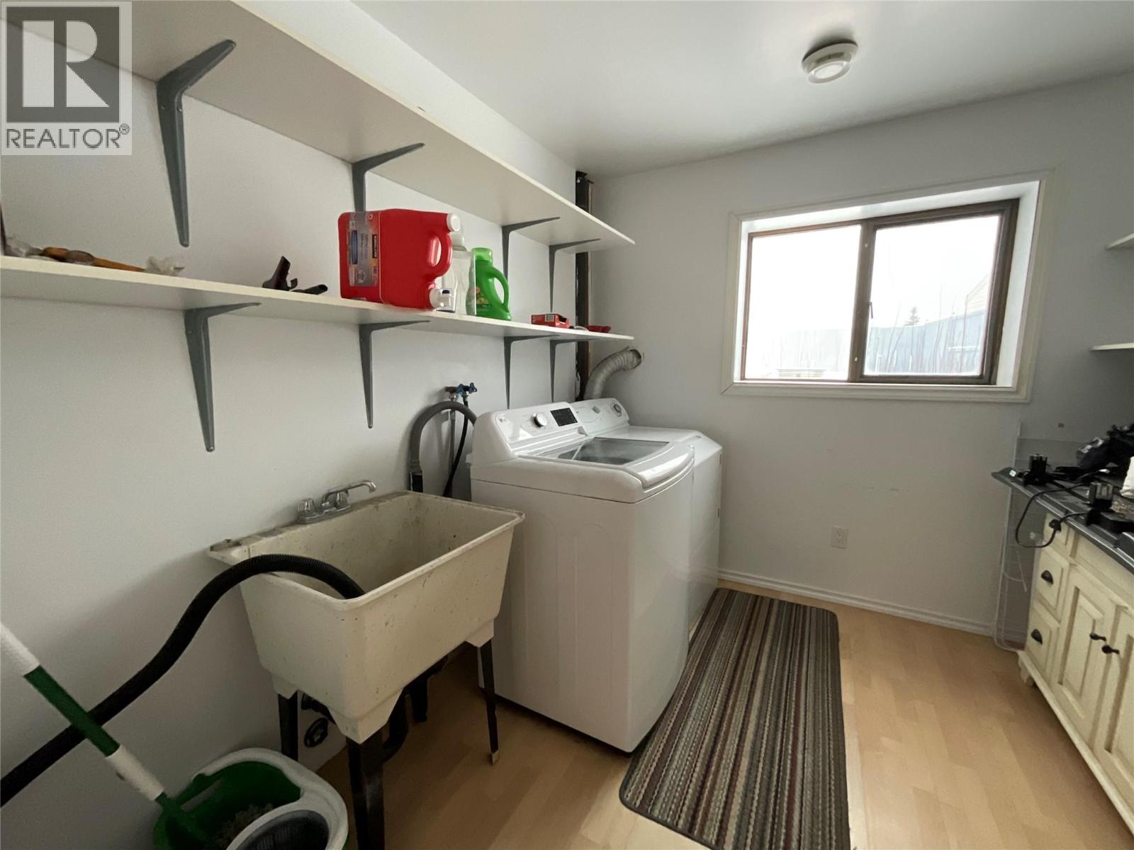 212 Spruce Avenue, Tumbler Ridge