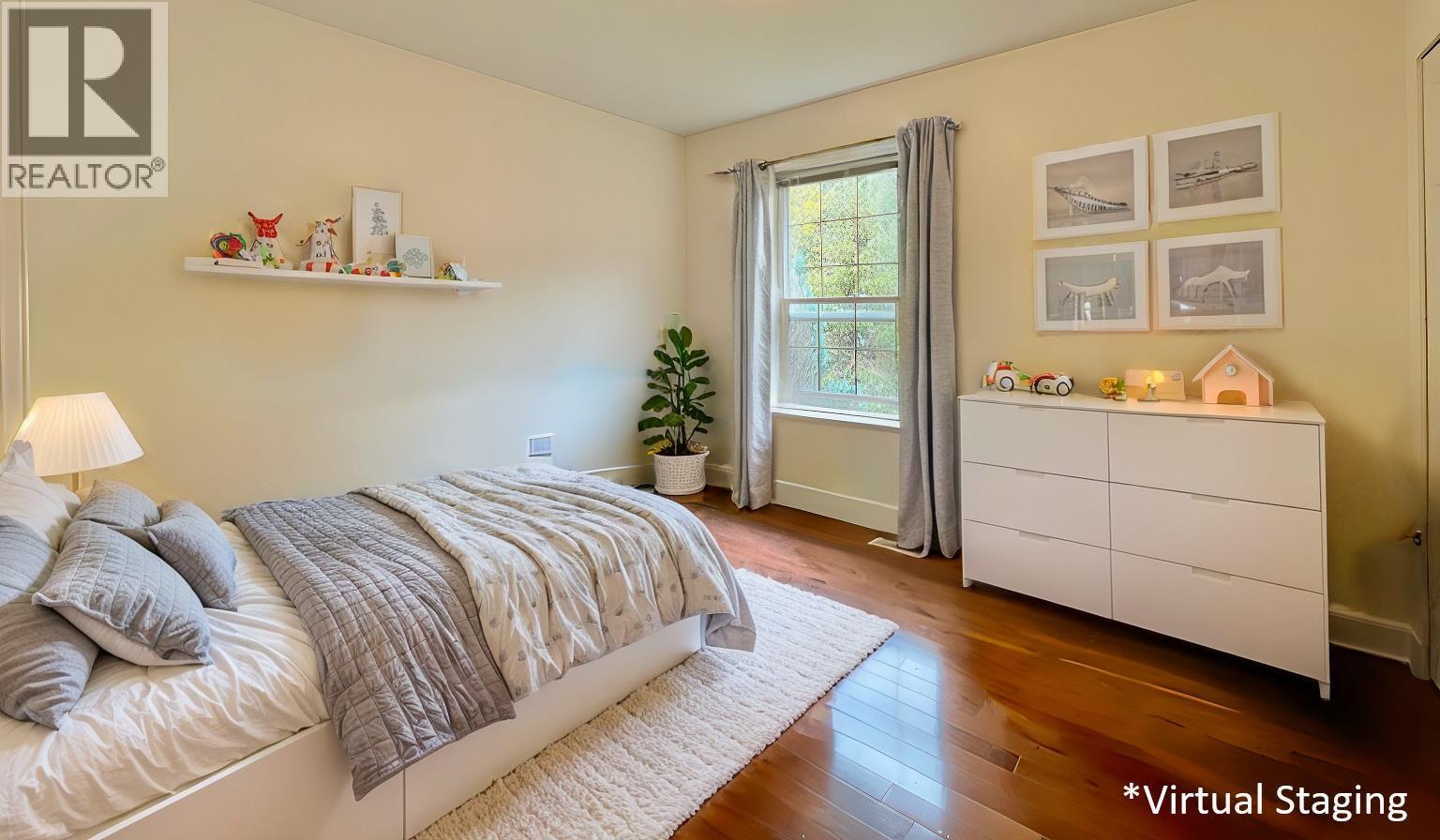 5916 ST. ANDREWS PLACE, Sechelt