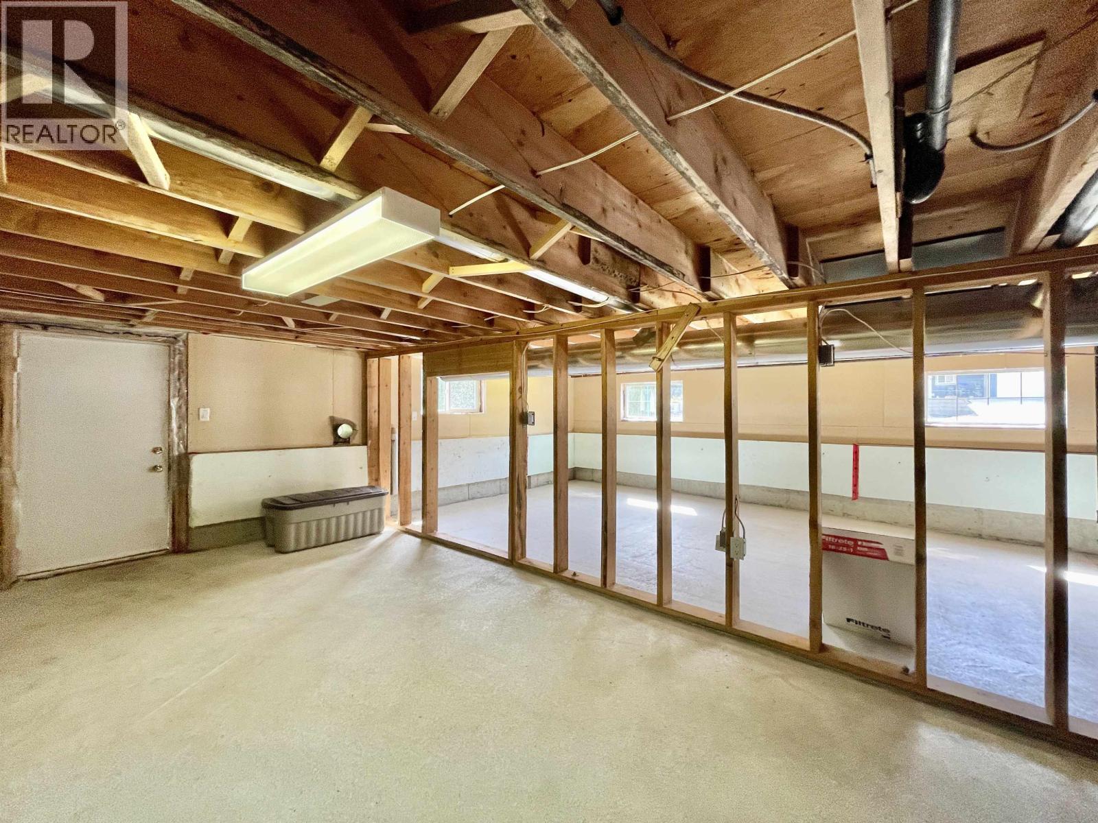 5916 ST. ANDREWS PLACE, Sechelt