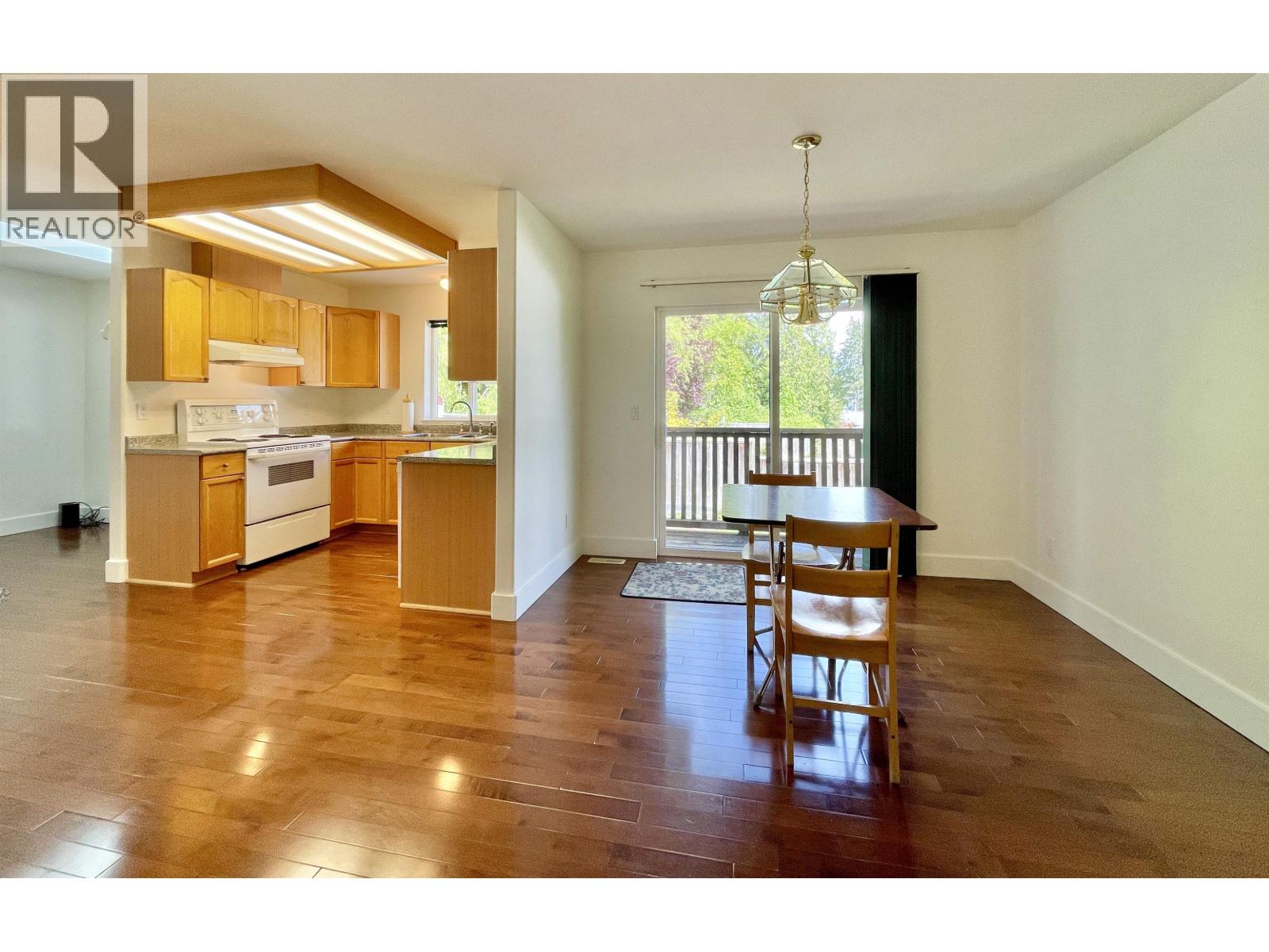 5916 ST. ANDREWS PLACE, Sechelt